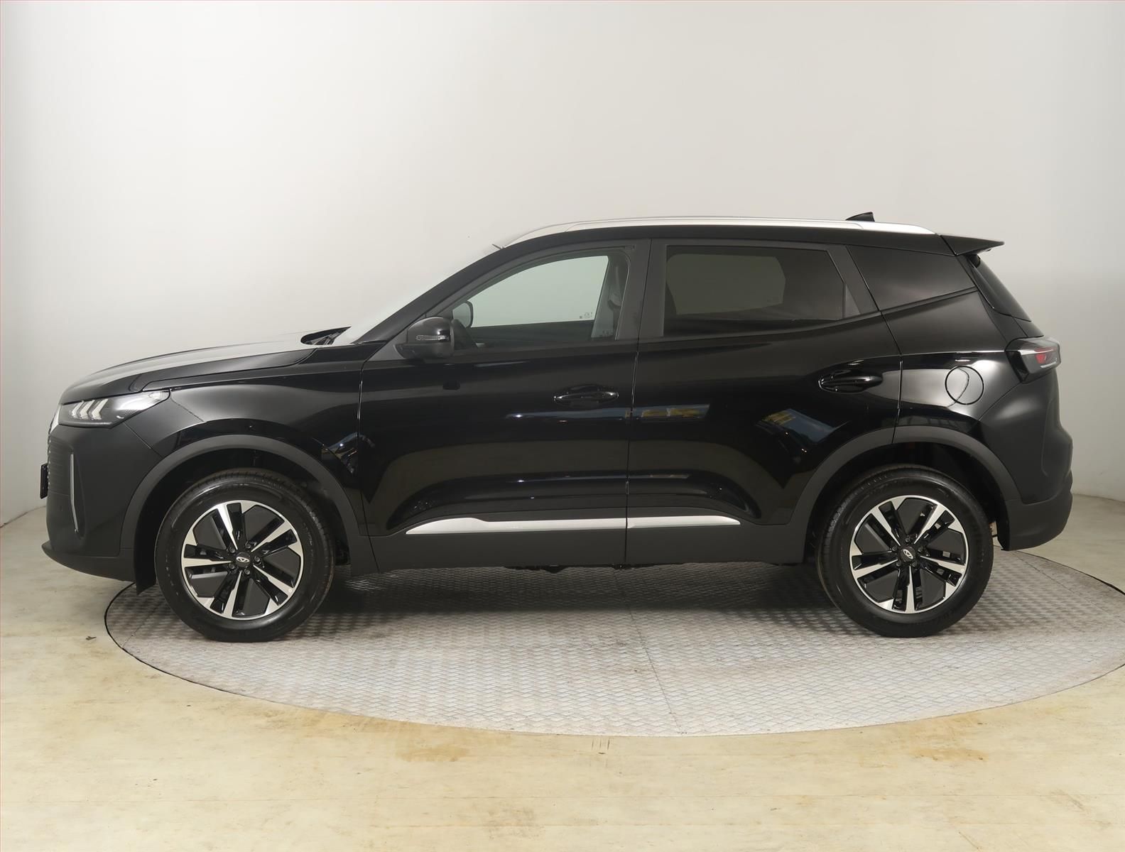 Chery Tiggo 4 HEV, 1.5 Hybrid, Unique, UNIQUE - fotka 3