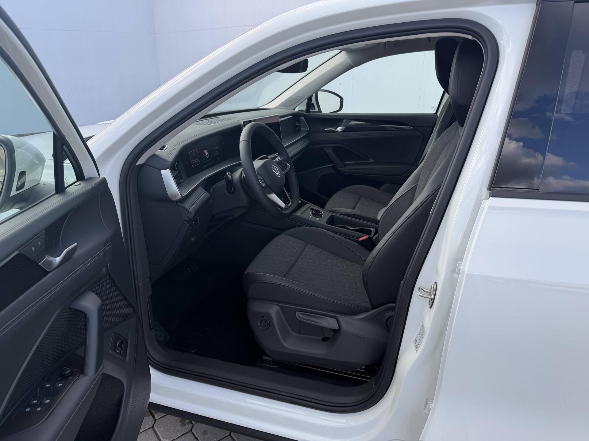 Volkswagen Tayron, People 7DSG mHEV 1,5eTSi - fotka 5