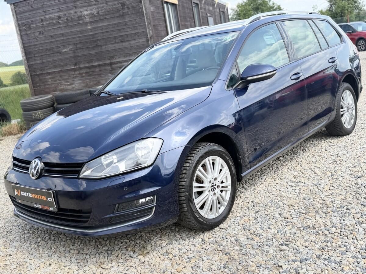 Volkswagen Golf, TSI DSG F1 NAVI SERVISKA