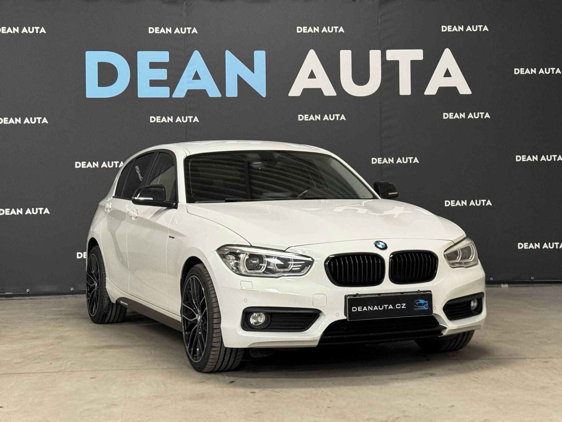 BMW Řada 1, 116i F20 LCi, ČR, Výbava - fotka 2