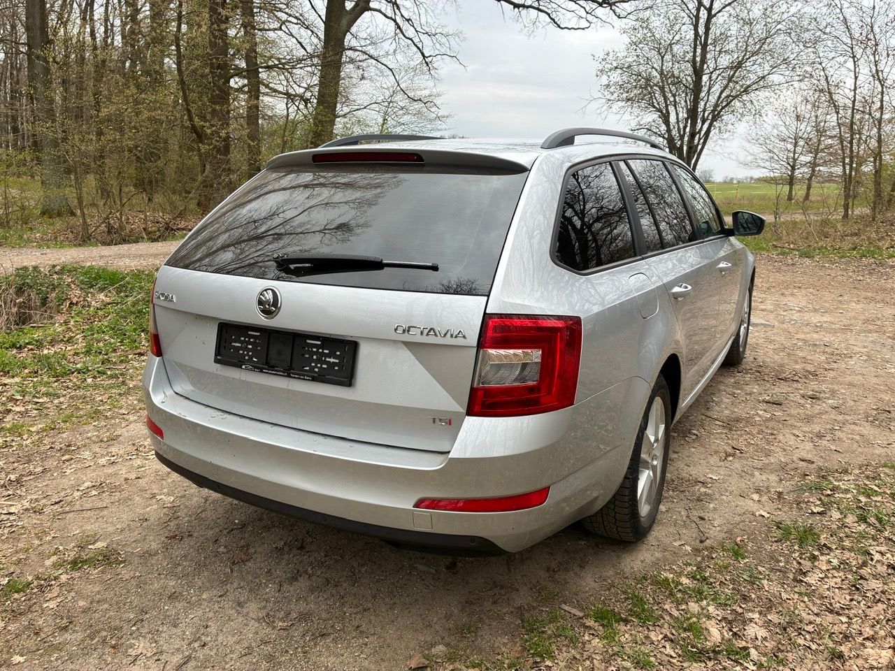 Škoda Octavia, 1,4TSI combi 103kW - fotka 6