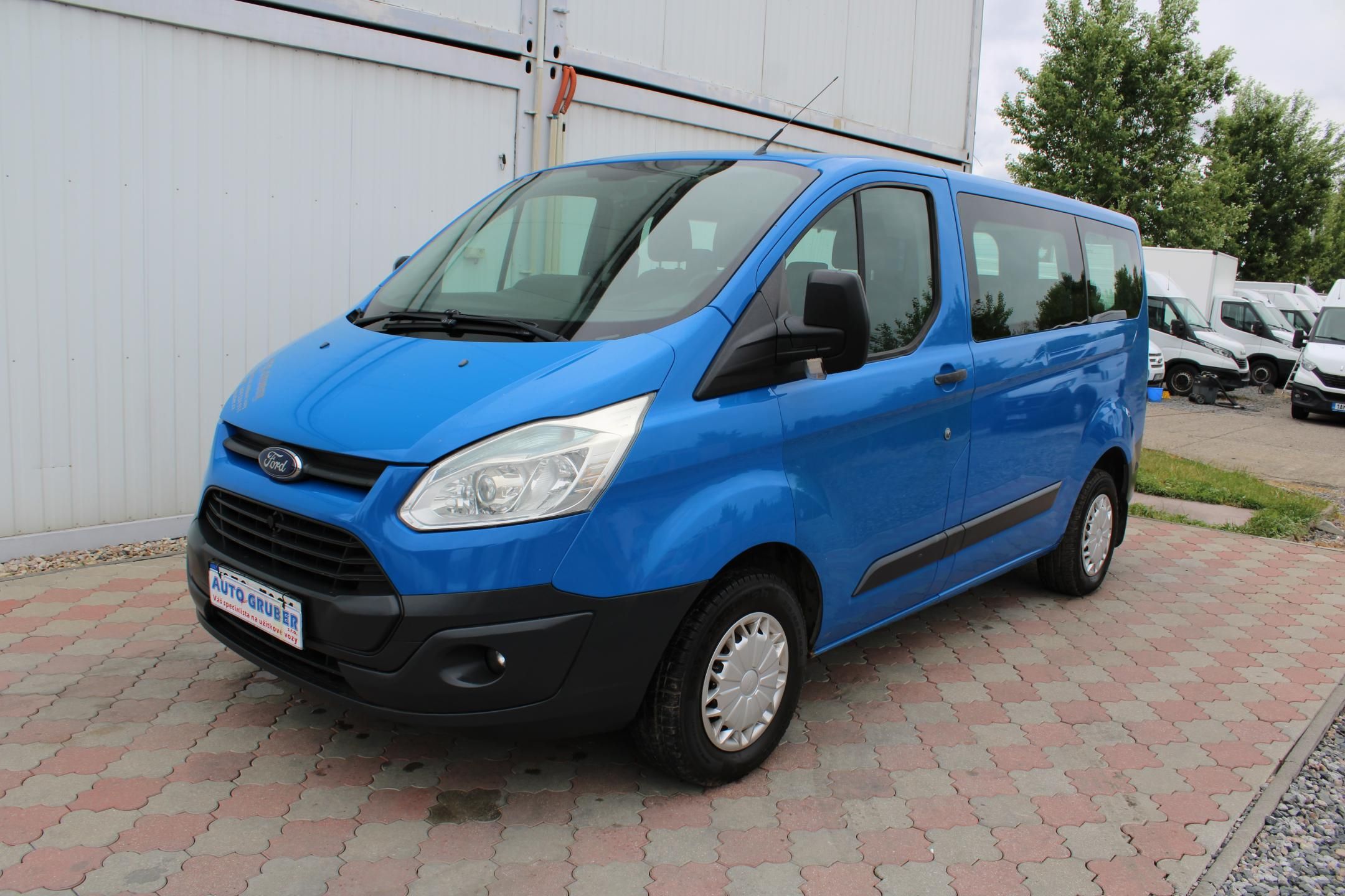 Ford Transit Custom, 310 2,2TDCI 9míst L1H1+klima