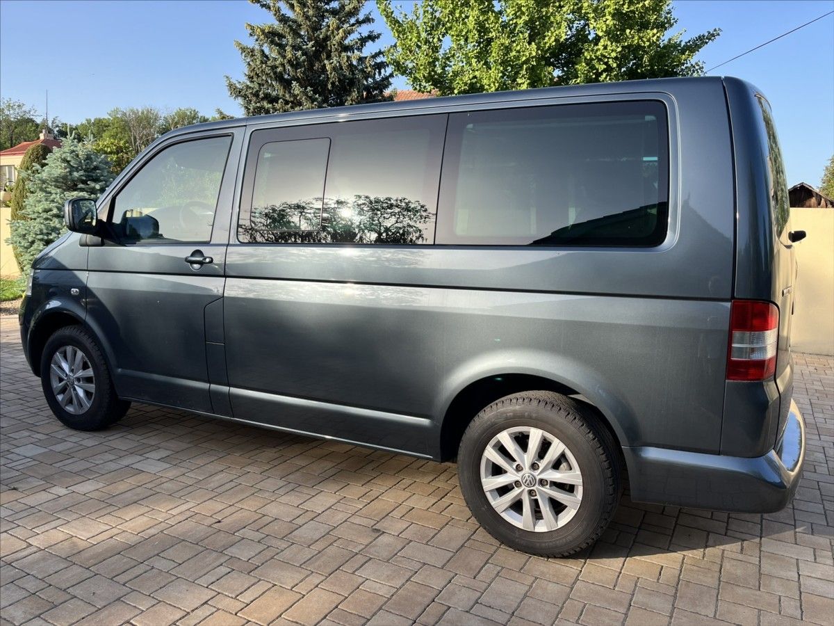 Volkswagen Multivan, 1,9 TDi 75kW TREND - fotka 6