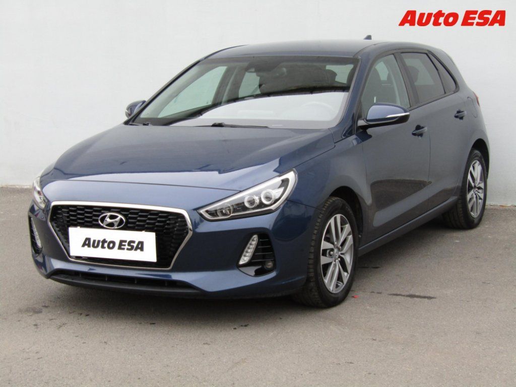 Hyundai i30, 1.4 CVVT,ČR - fotka 3