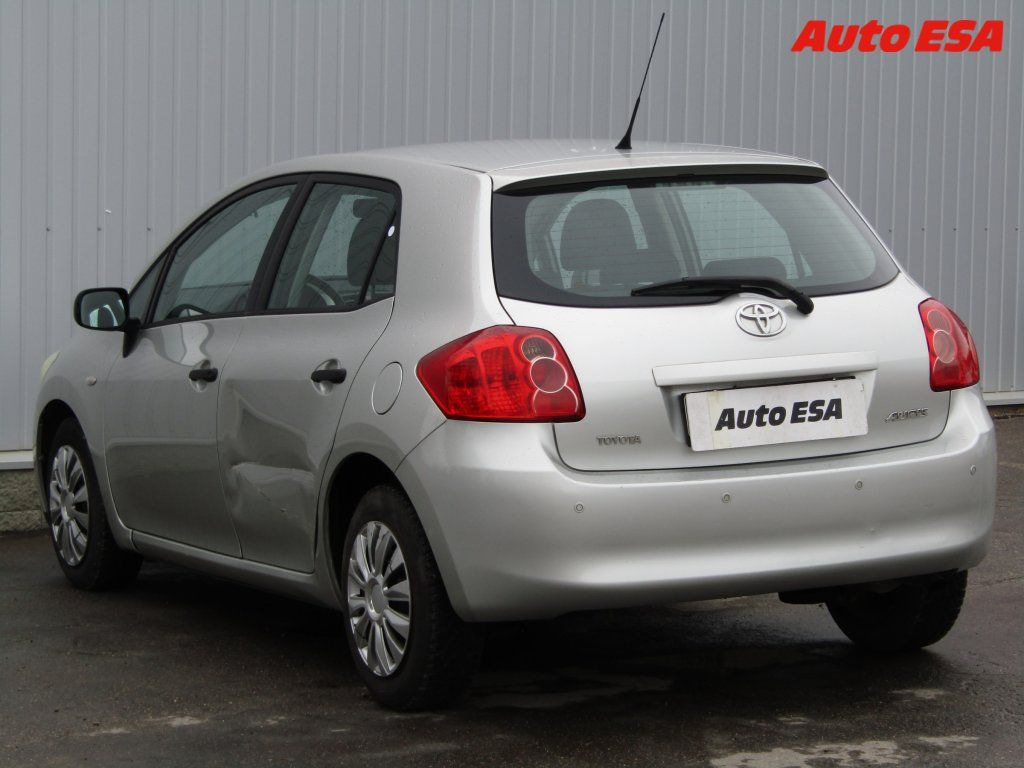 Toyota Auris, 1.3 VVT-i - fotka 6