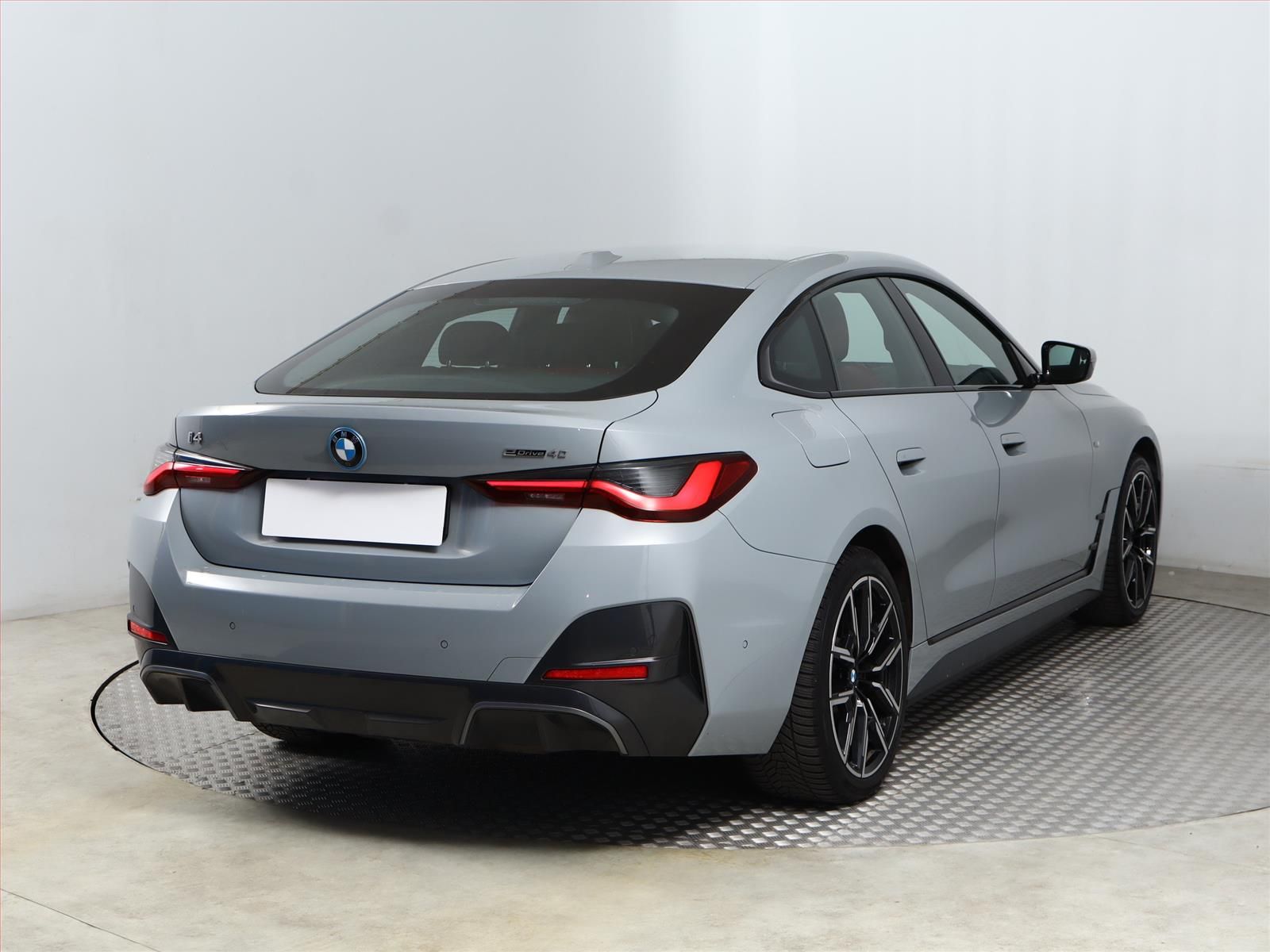 BMW i4, eDrive40 - fotka 5