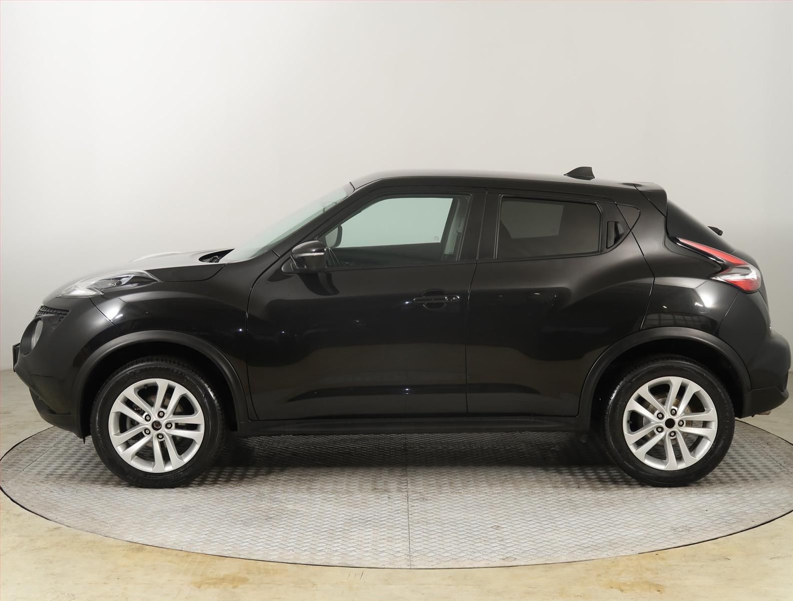 Nissan Juke, 1.2 DIG-T, Navi - fotka 3