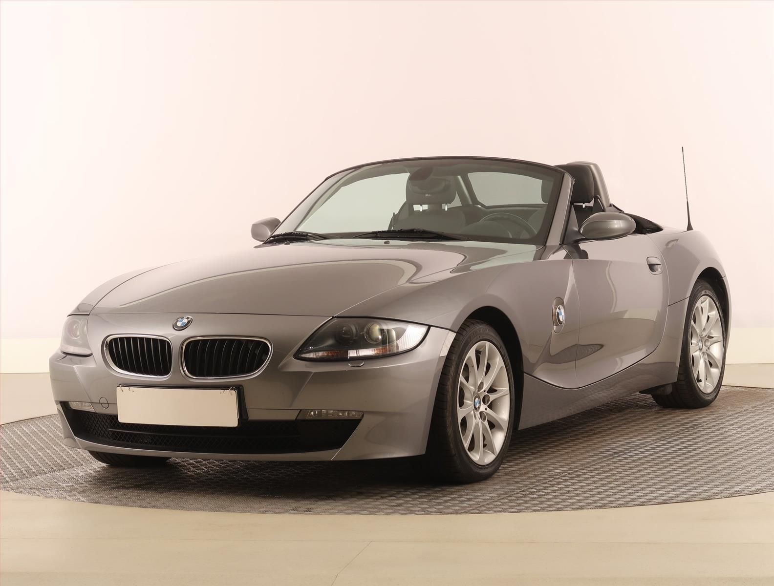 BMW Z4, 2.0i, Serv.kniha - fotka 2