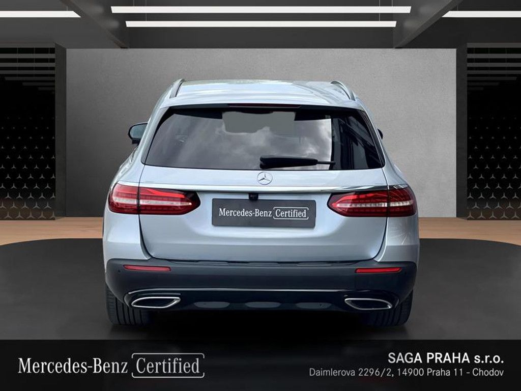 Mercedes-Benz Třídy E, E-Třída 220 d 4MATIC All-Terra - fotka 5