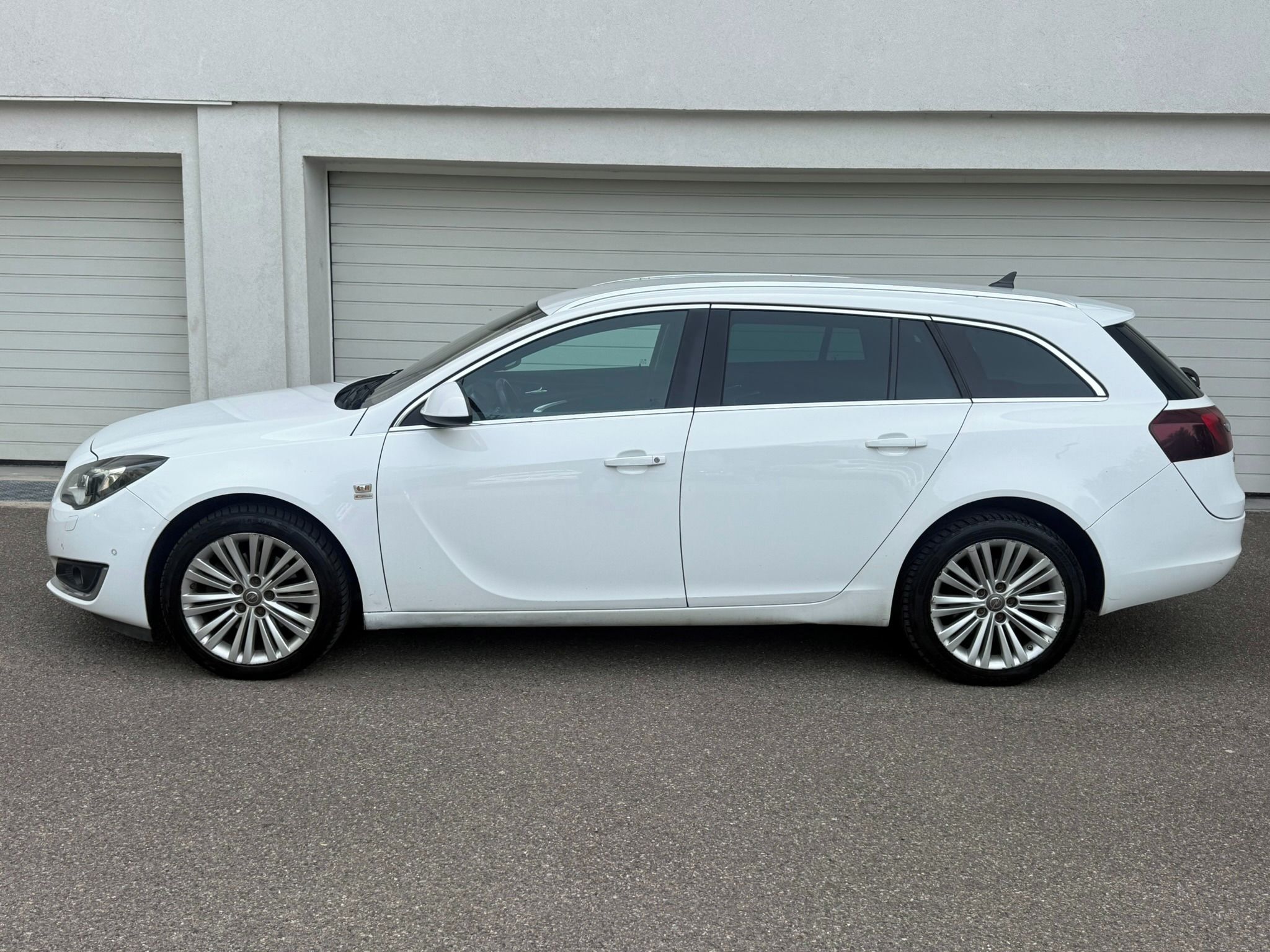 Opel Insignia, 2.0CDTi, 120kw Původ ČR 4x4 - fotka 2