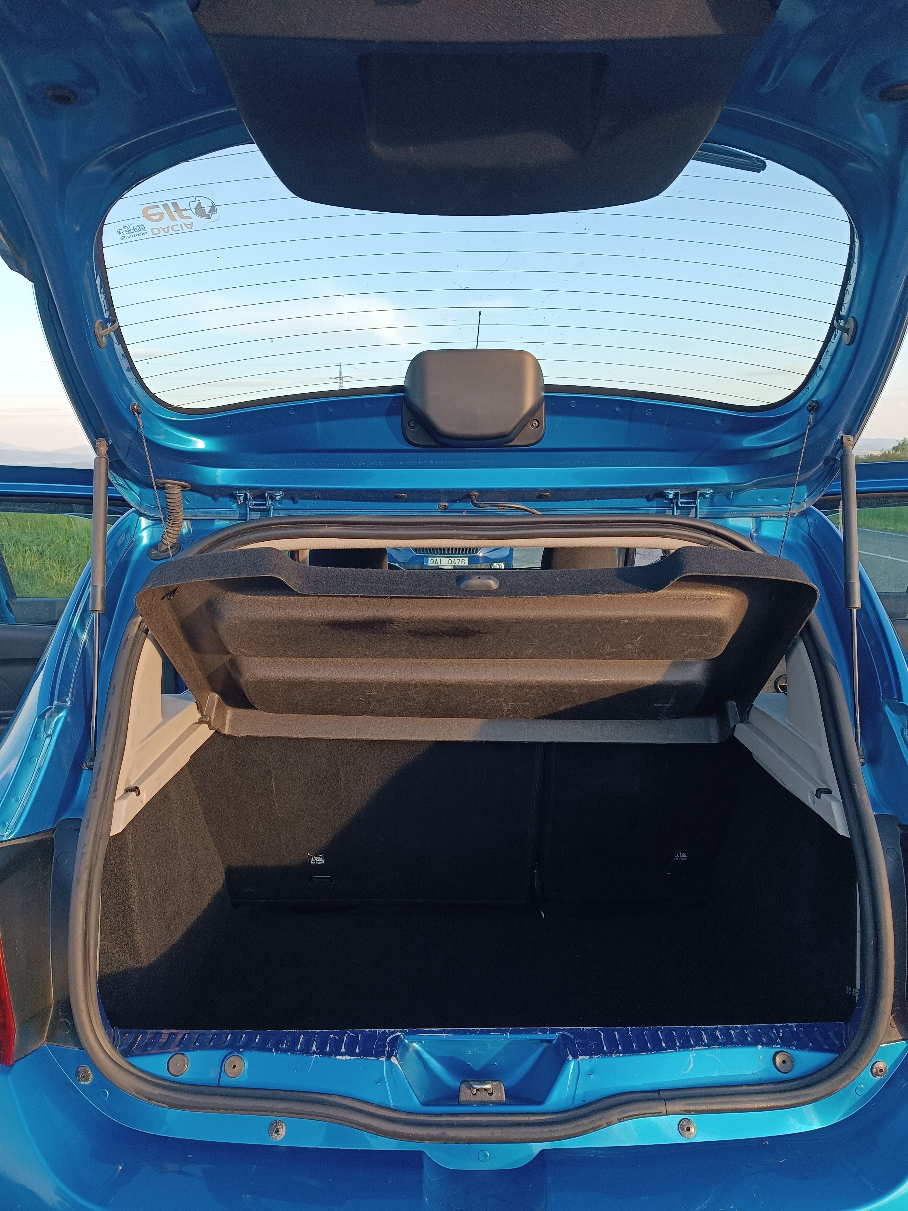 Dacia Sandero, Stepway 0,9 Tce, Nová STK - fotka 5