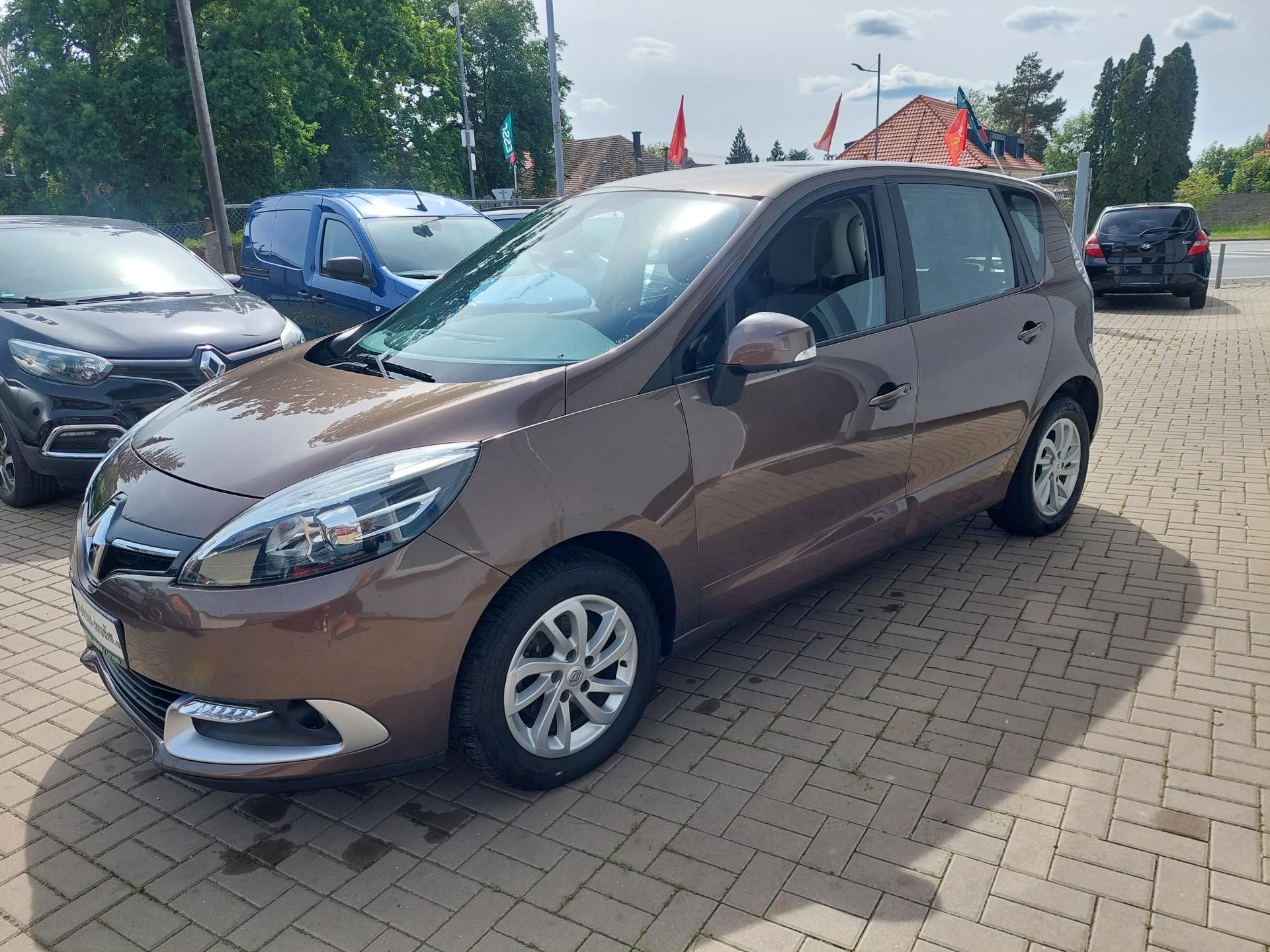 Renault Scénic, III. 1,5 dCi 81kW AUT. - fotka 2