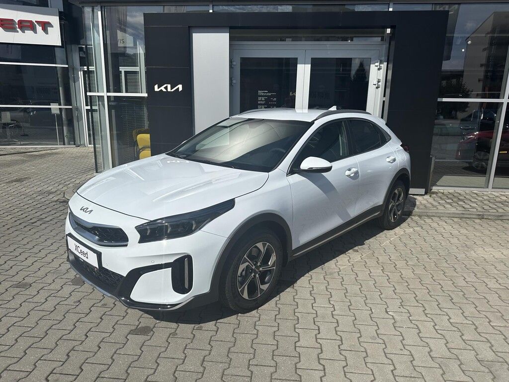Kia XCee´d, 1,6 T-GDi 110 kW 7DCT EXCLUSIV - fotka 2