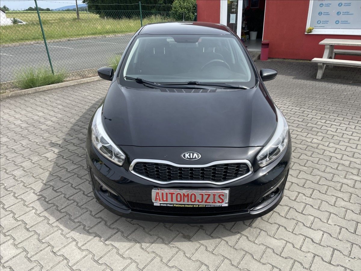 Kia Cee´d, 1,4 16V ČR PROVOZ 12/2017 SERV - fotka 3