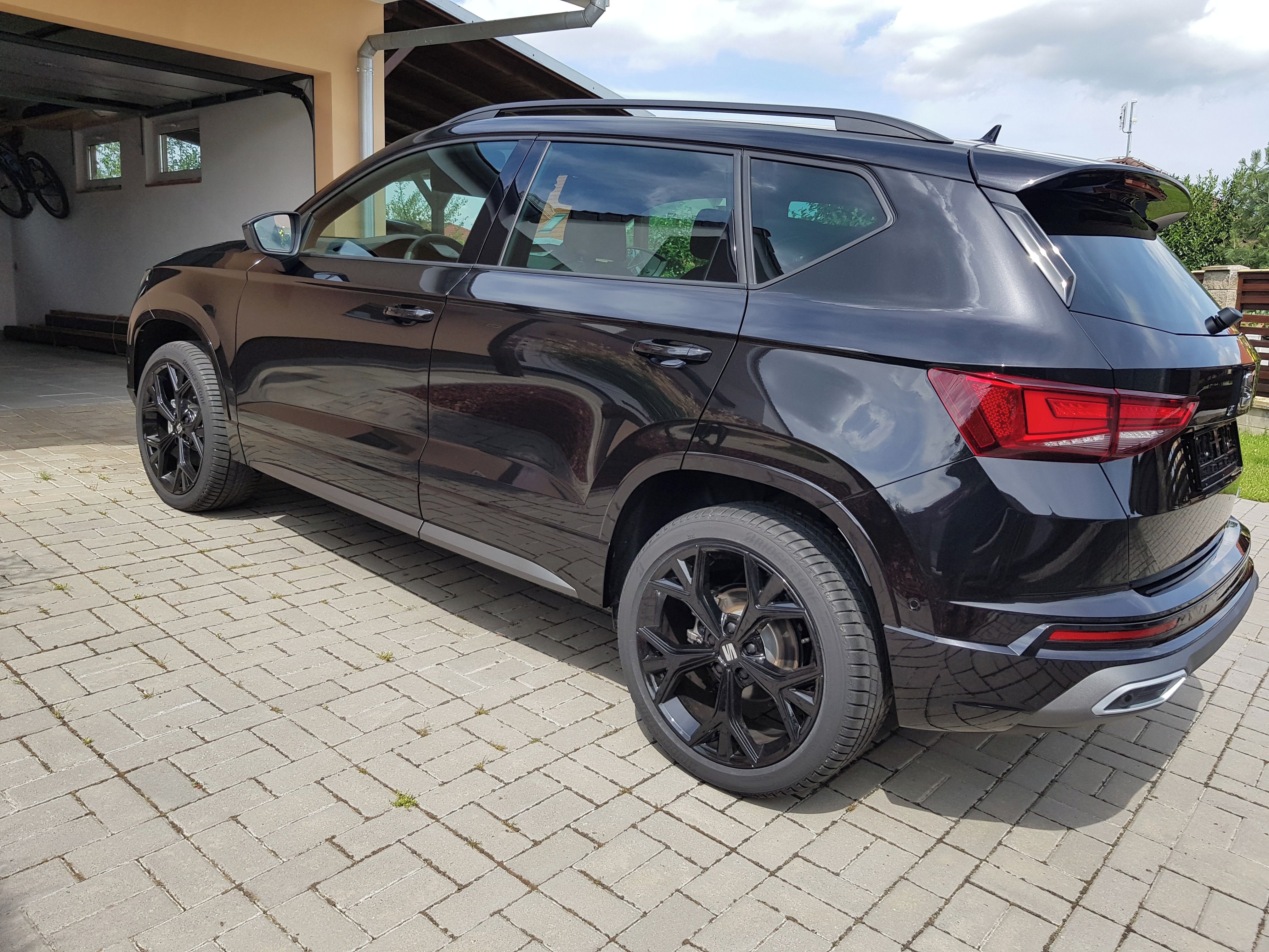 Cupra Ateca, Seat Ateca 2.0TSI 140KW FR - fotka 3