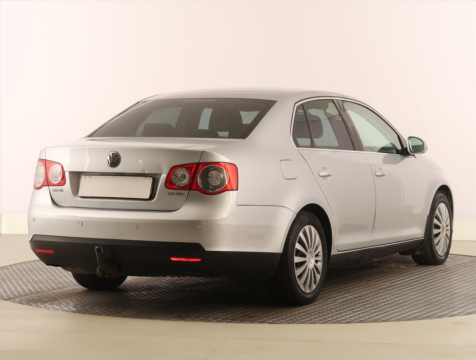 Volkswagen Jetta, 2.0 TDI, Serv.kniha, Klima - fotka 5