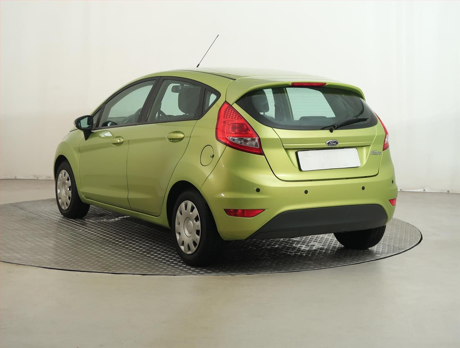 Ford Fiesta, 1.25, Klima, Park. senzory - fotka 4