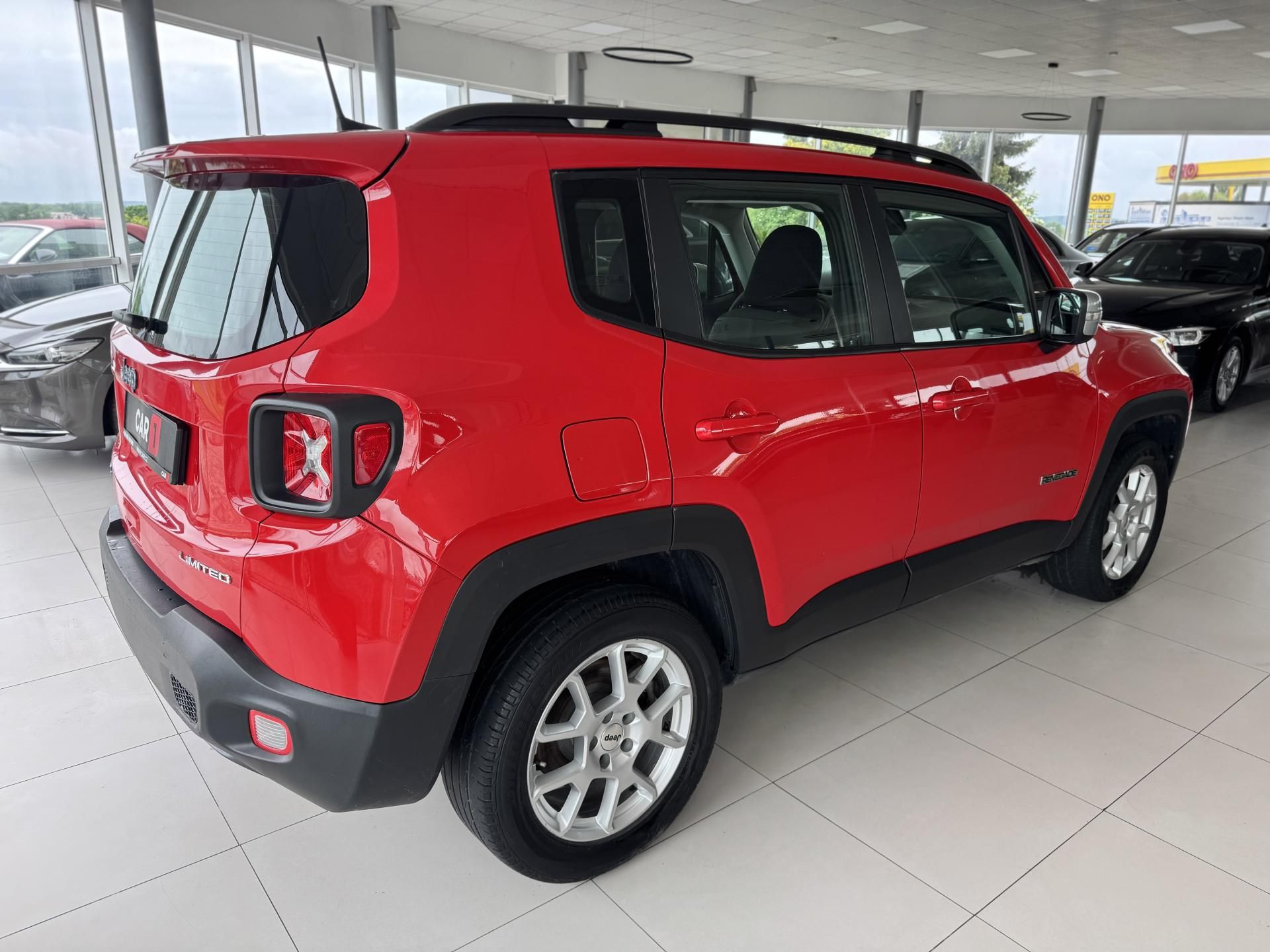 Jeep Renegade, 1,3T 4xe*AWD*Distronic*Kamera - fotka 5