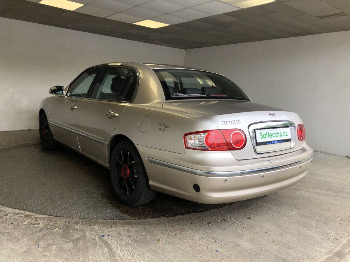 Kia Opirus, 3,5 V6 LPG - fotka 5
