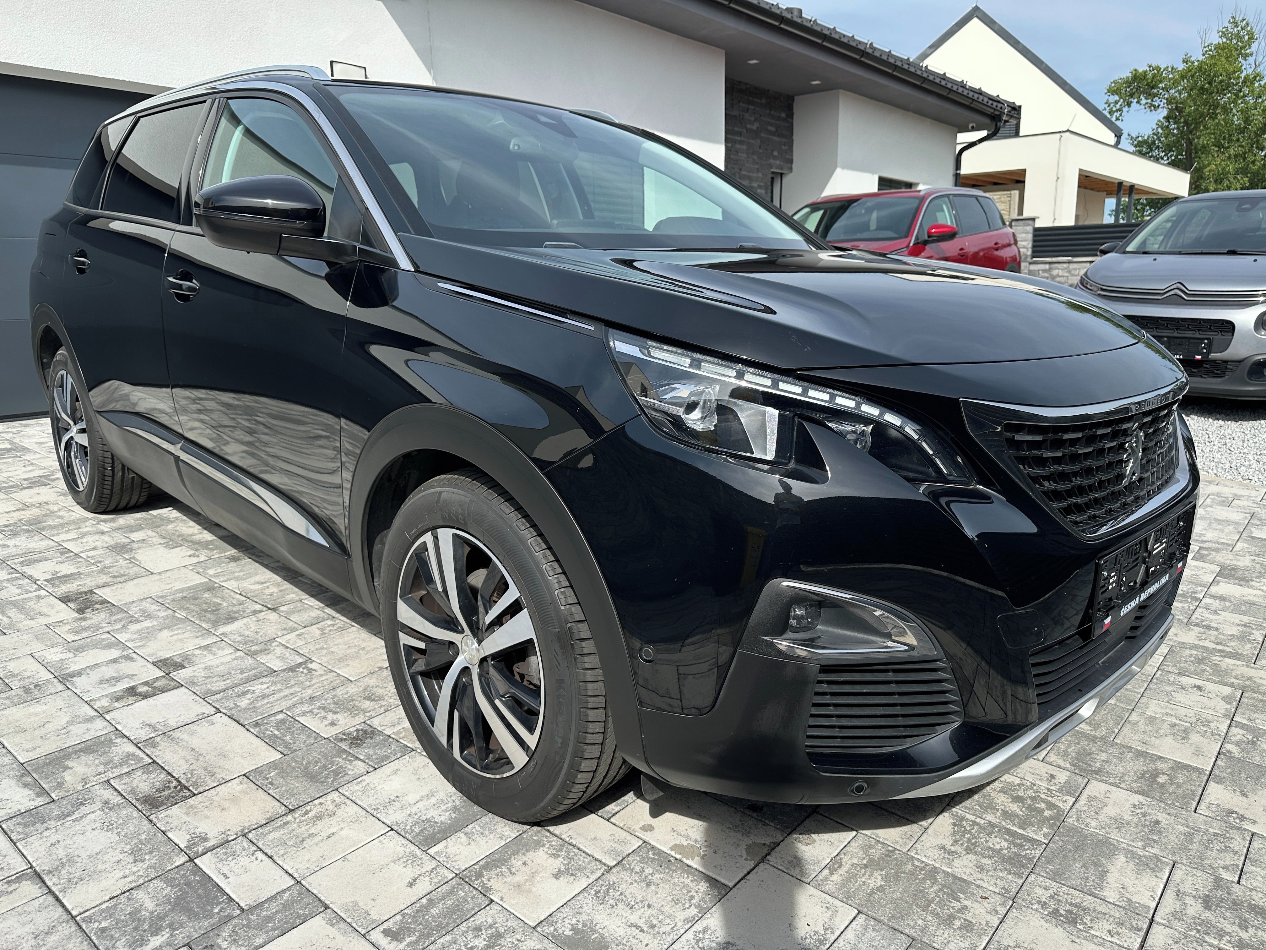 Peugeot 5008, 1,2 PureTech AUTOMAT, ALLURE - fotka 2