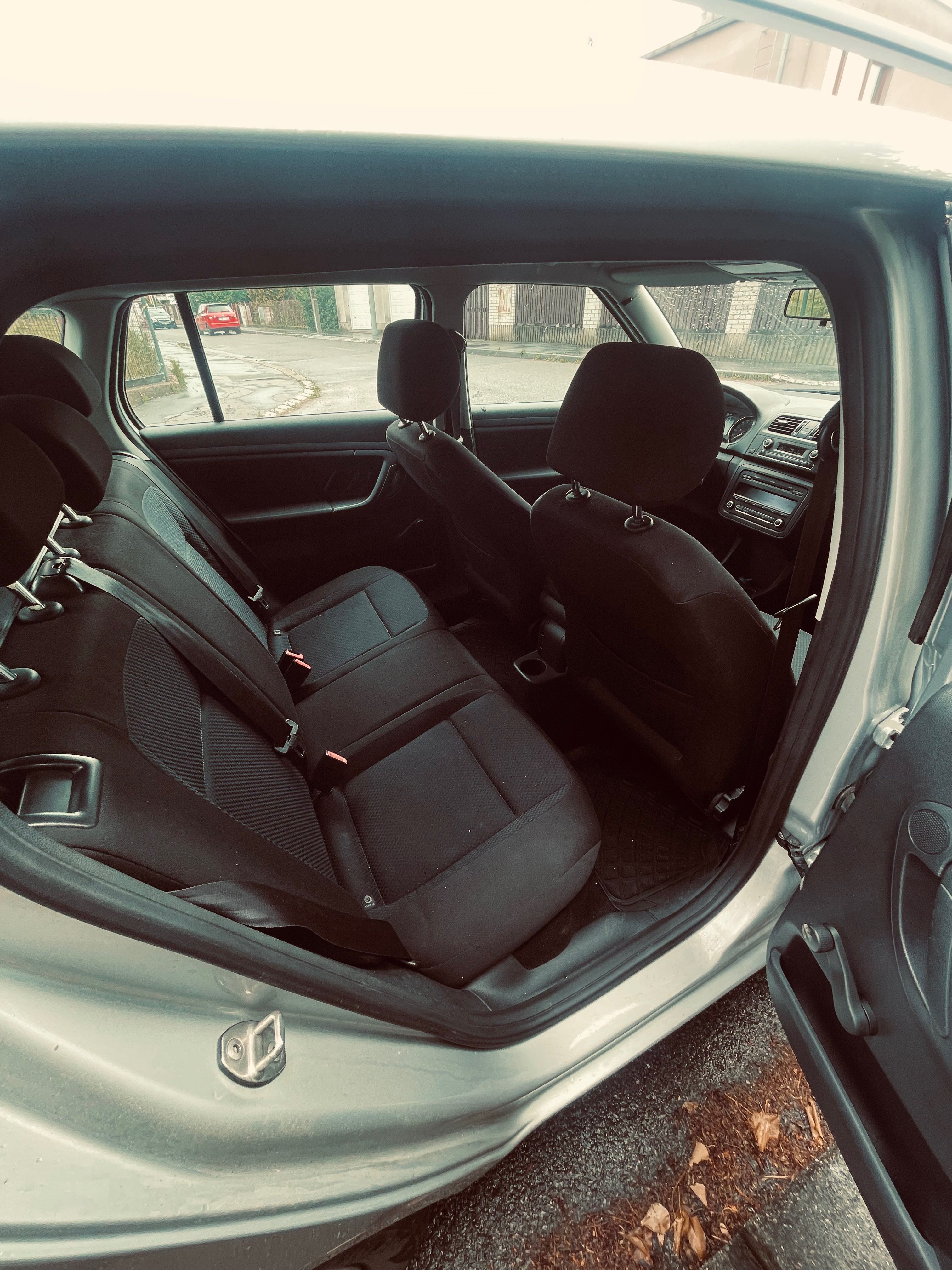 Škoda Fabia, 1.6 - fotka 4