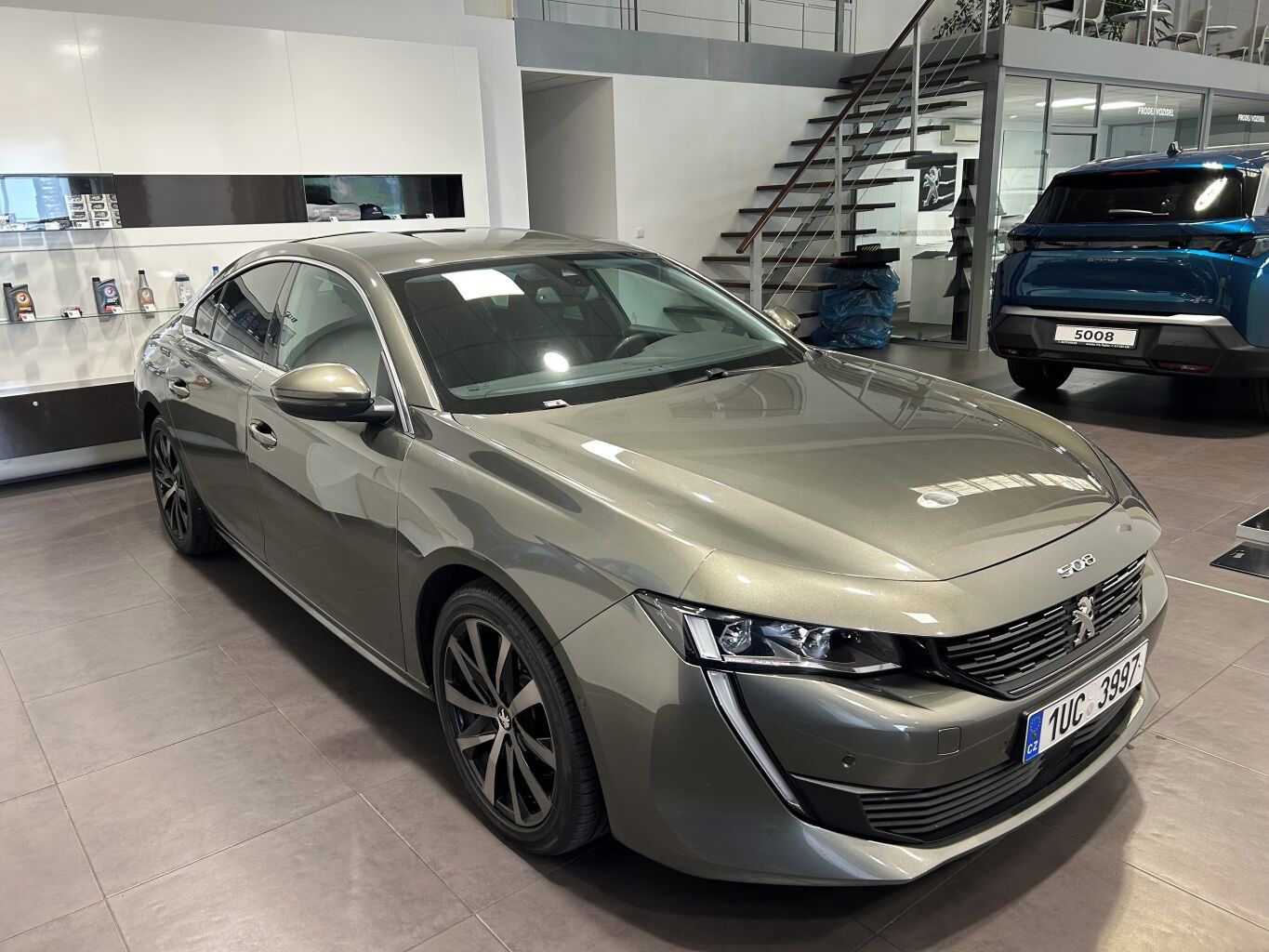 Peugeot 508, ALLURE BlueHDi 160 S&S EAT8 - fotka 4