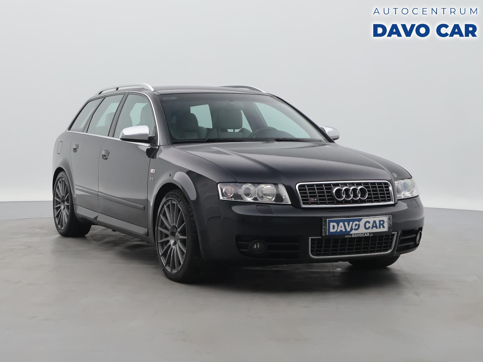 Audi S4, 4,2 V8 253kW quatrro Recaro