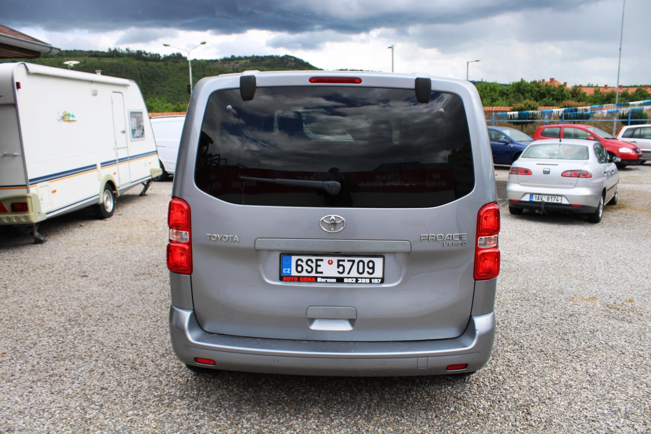 Toyota Proace Verso, 2,0D TEMPOMAT 8MÍST  KLIMA - fotka 6