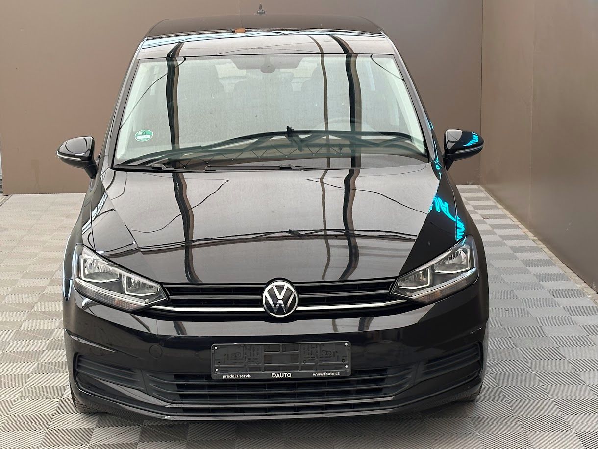 Volkswagen Touran, 2.0 TDi SCR Trendline - fotka 3