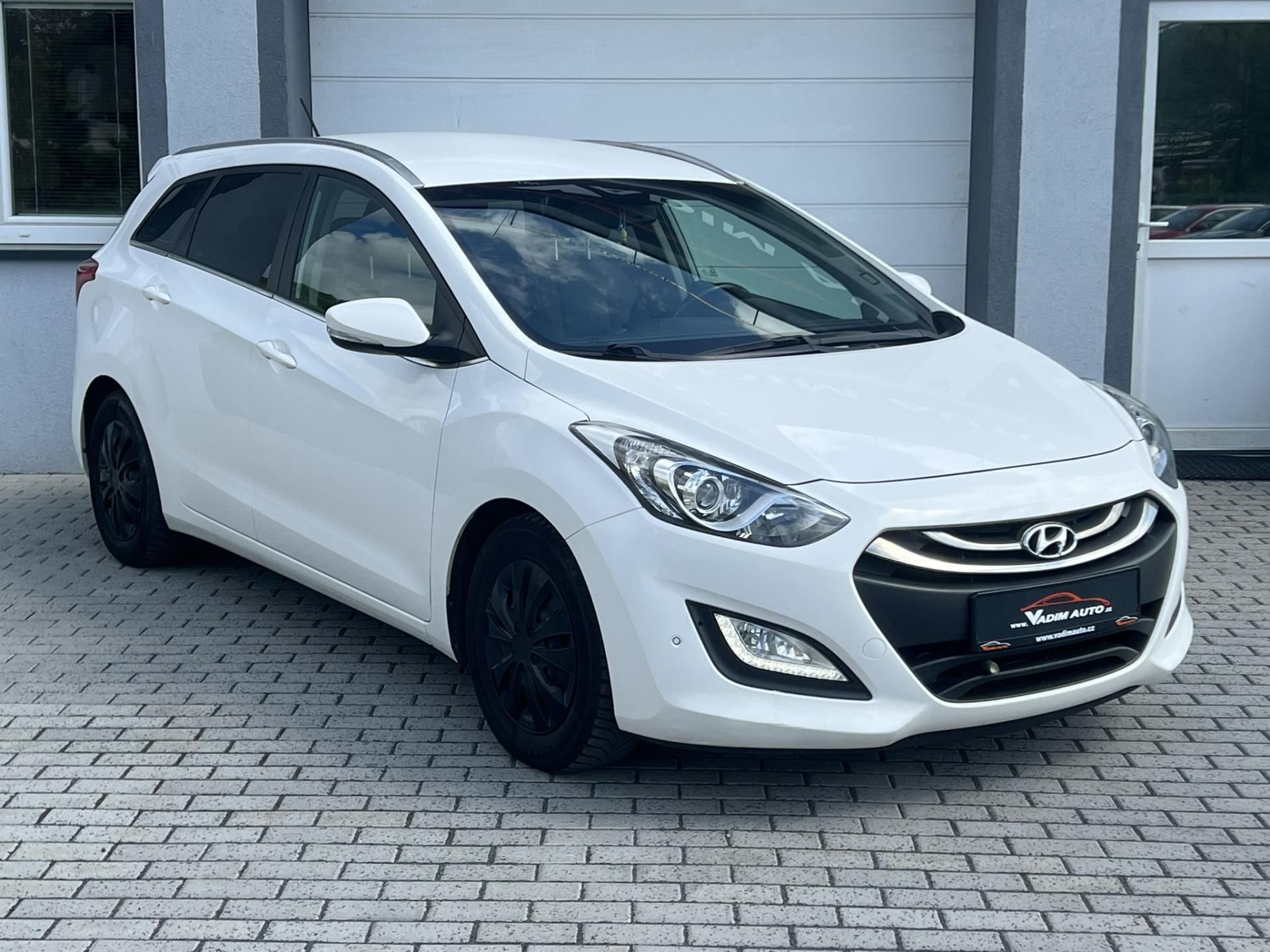 Hyundai i30, 1.6CRDi 81kW STYLE ČR NOVÉ