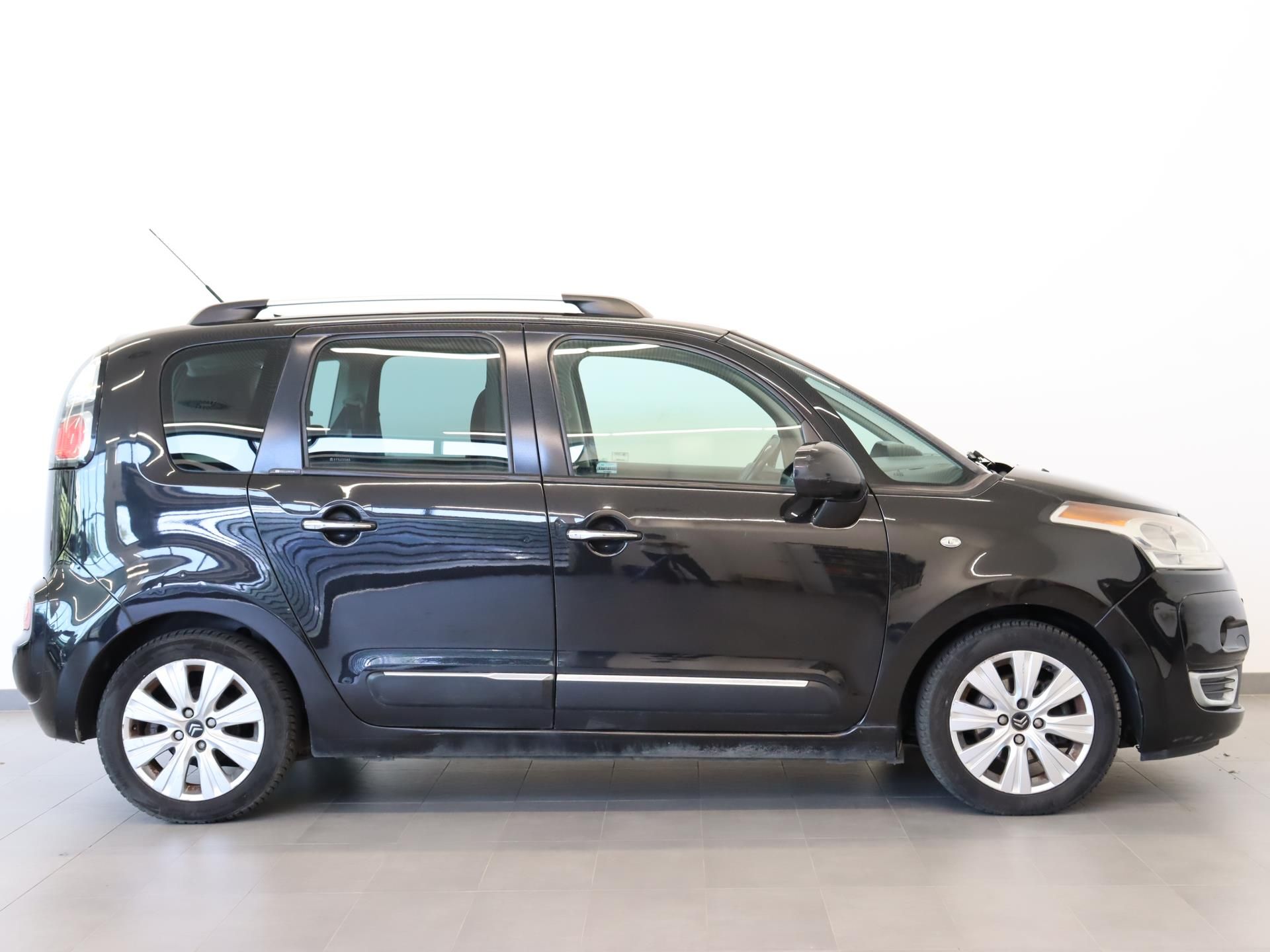 Citroën C3 Picasso, 1,6i EXCLUSIVE - fotka 3