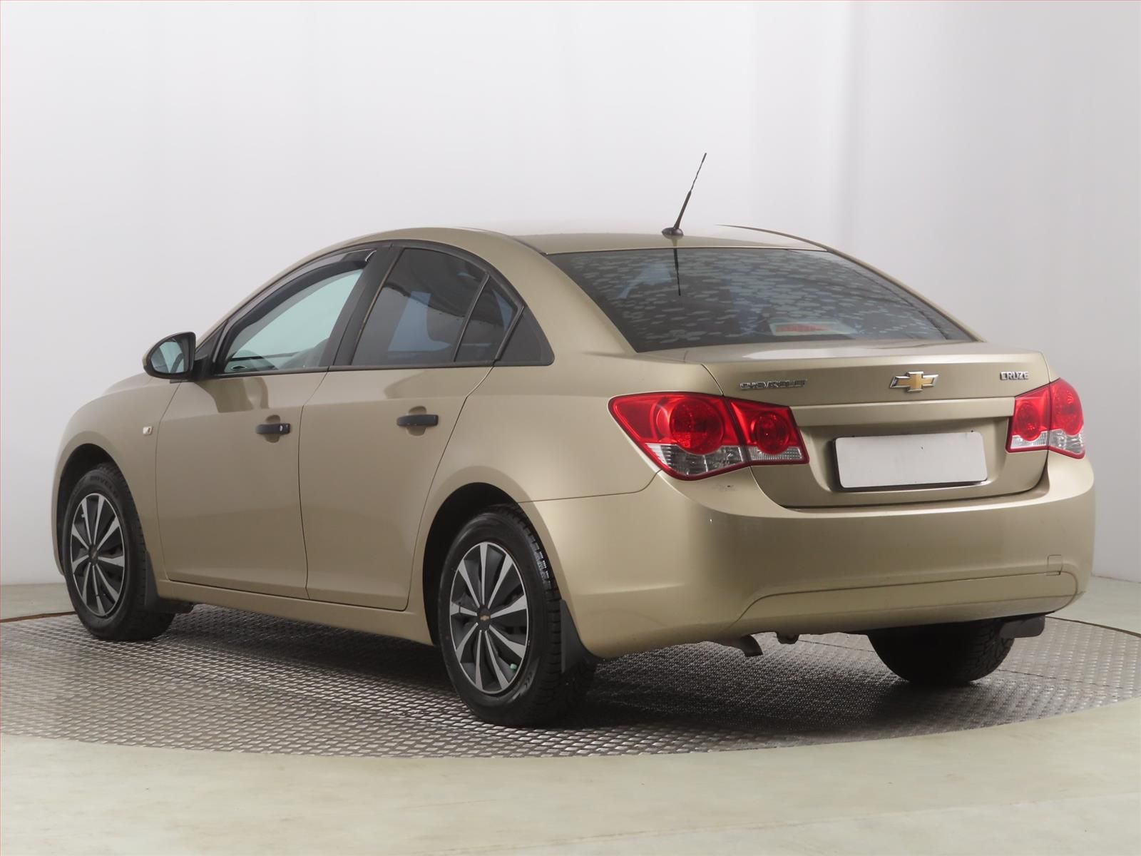 Chevrolet Cruze, 1.6 i 16V, Serv.kniha, po STK - fotka 4