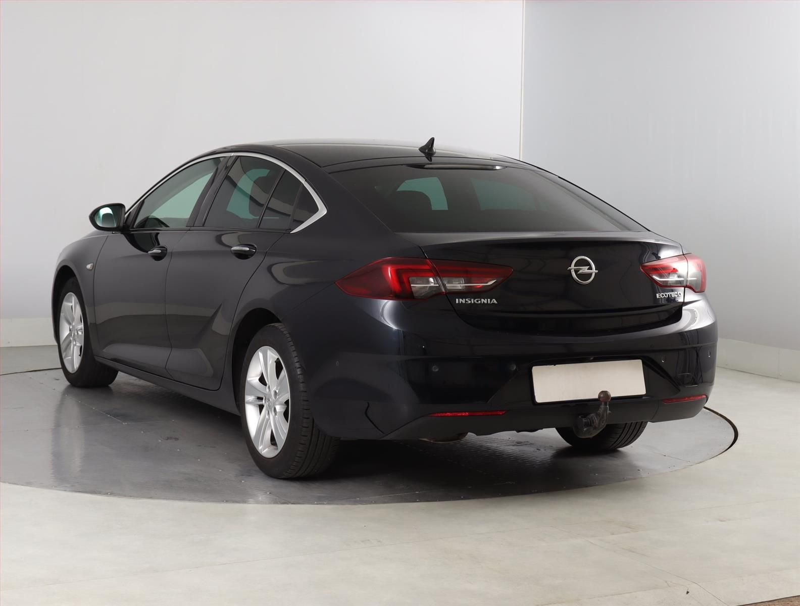 Opel Insignia, 1.6 CDTI, Kůže, Navi - fotka 4