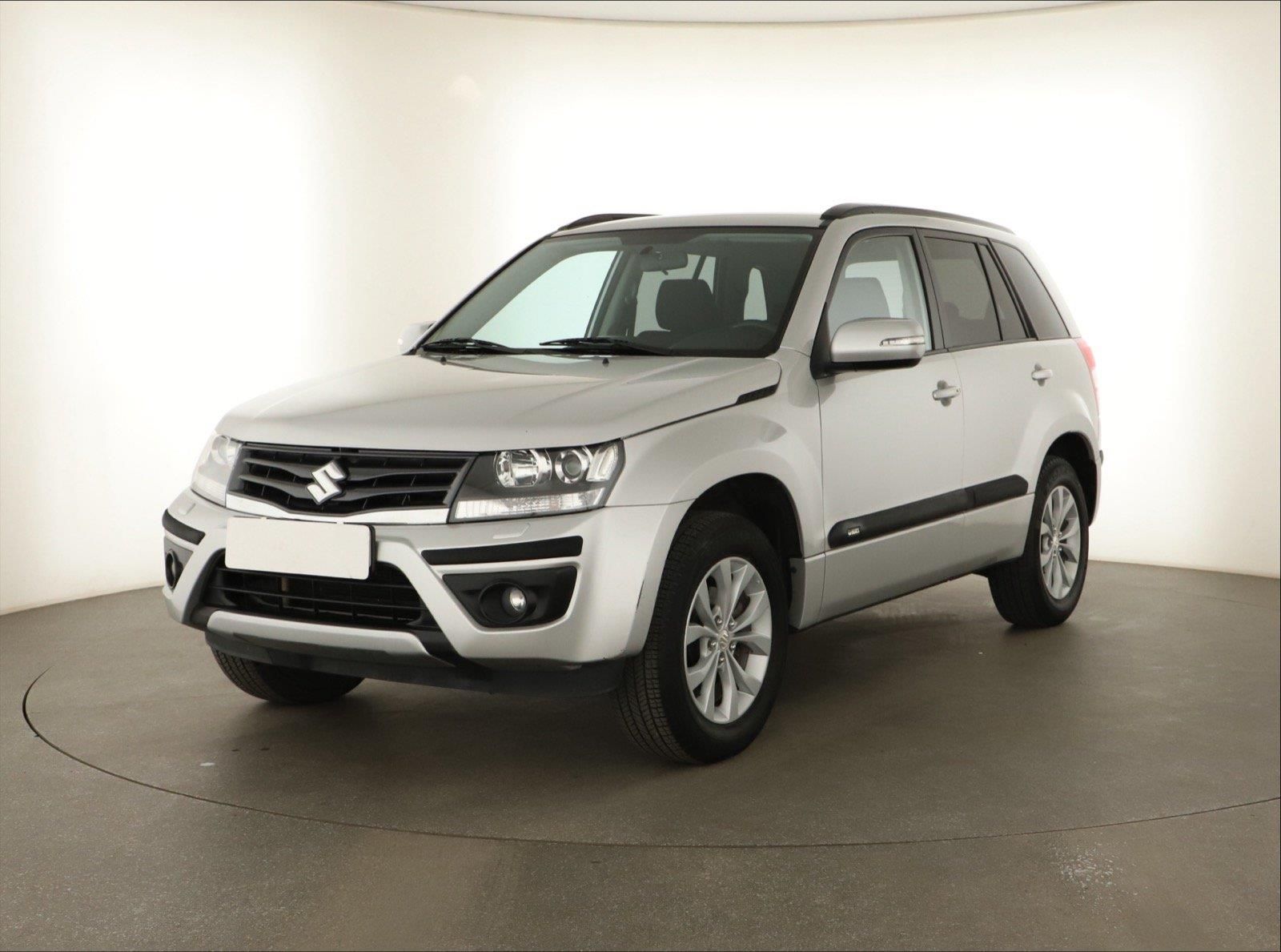 Suzuki Grand Vitara, 2.4 VVT, 4X4, ČR,1.maj - fotka 2