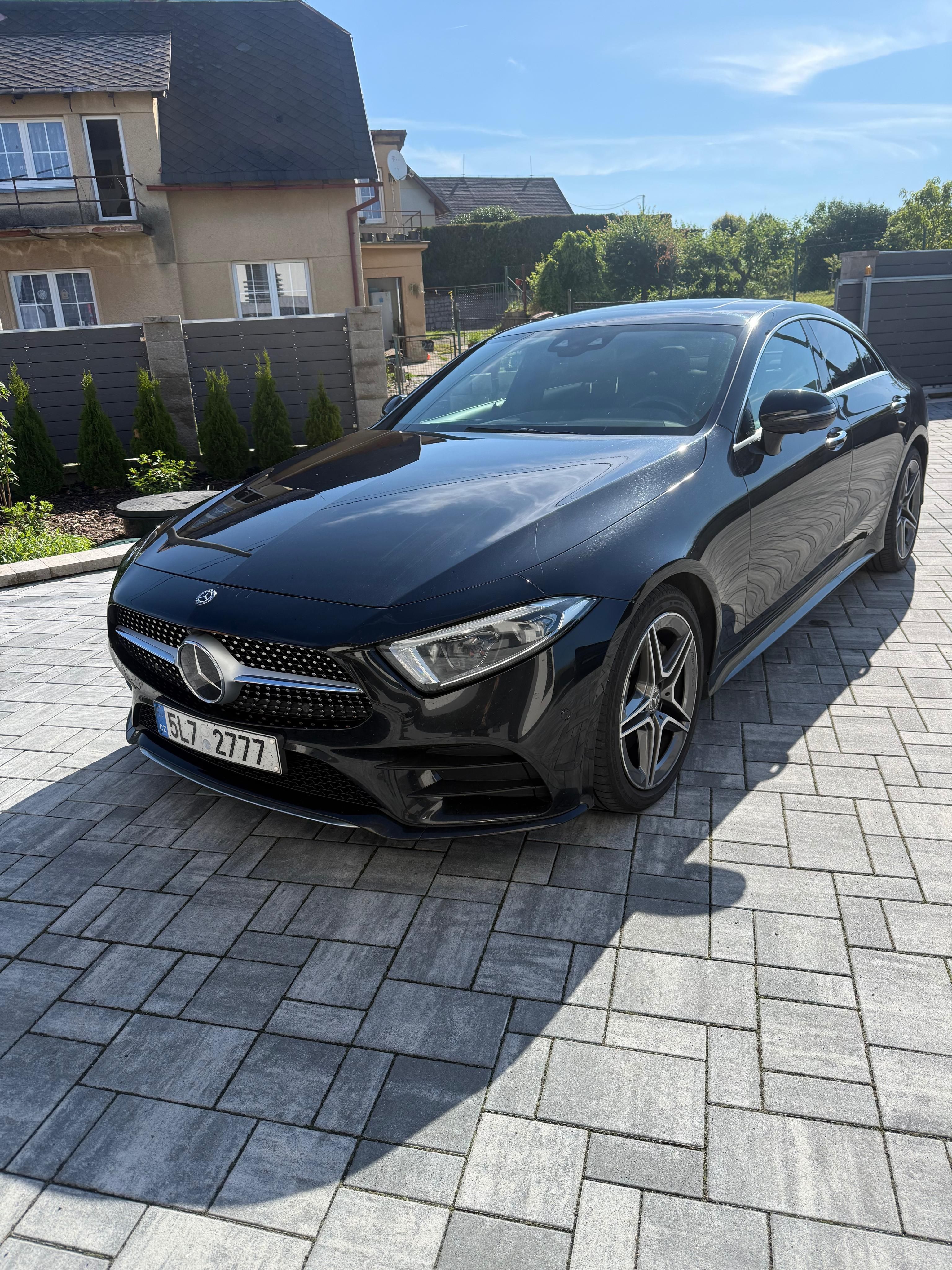 Mercedes-Benz CLS, Mercedes-Benz CLS 400d 4Matic - fotka 3