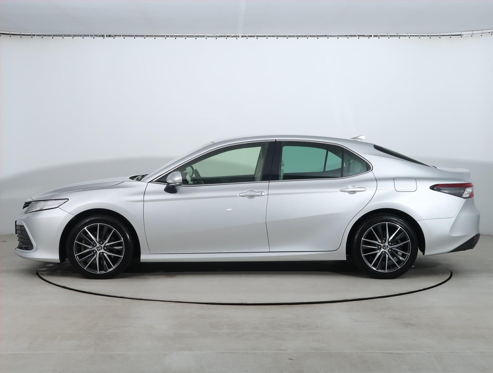 Toyota Camry, 2.5 Hybrid, Executive, Záruka - fotka 3