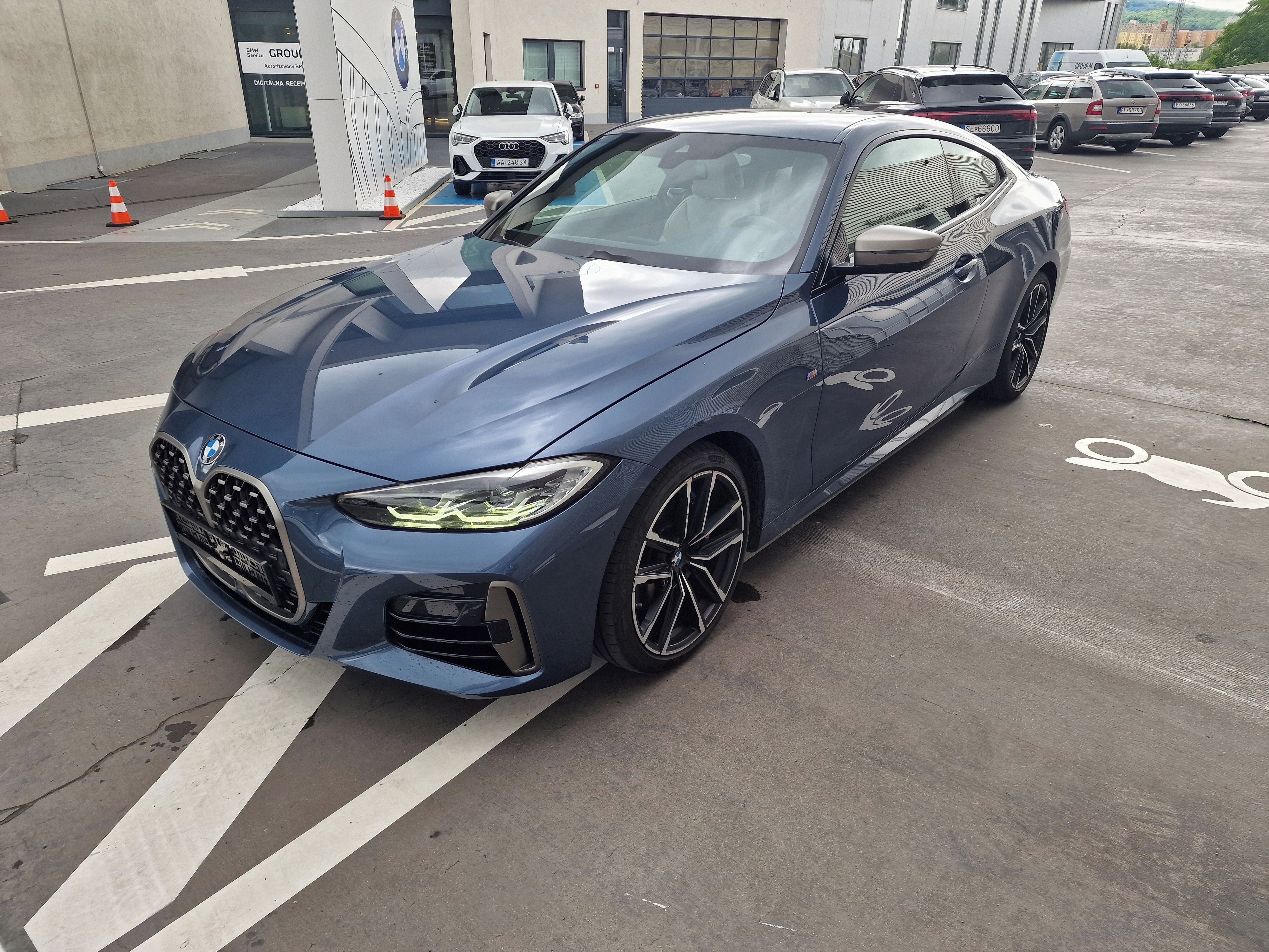 BMW Řada 4, Bmw M440i x drive
