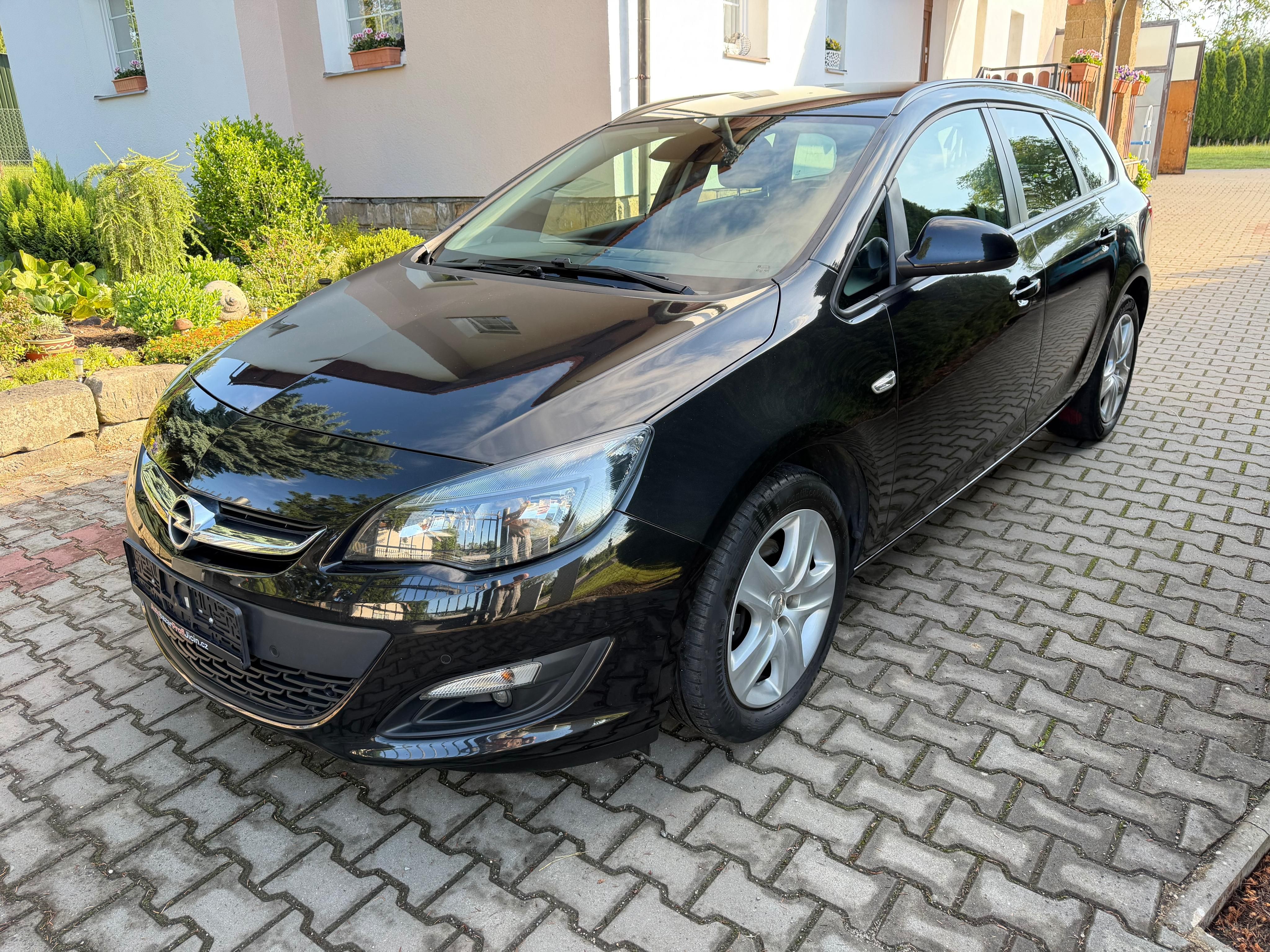 Opel Astra, 2,0TDCi / 121kw Sport tourer
