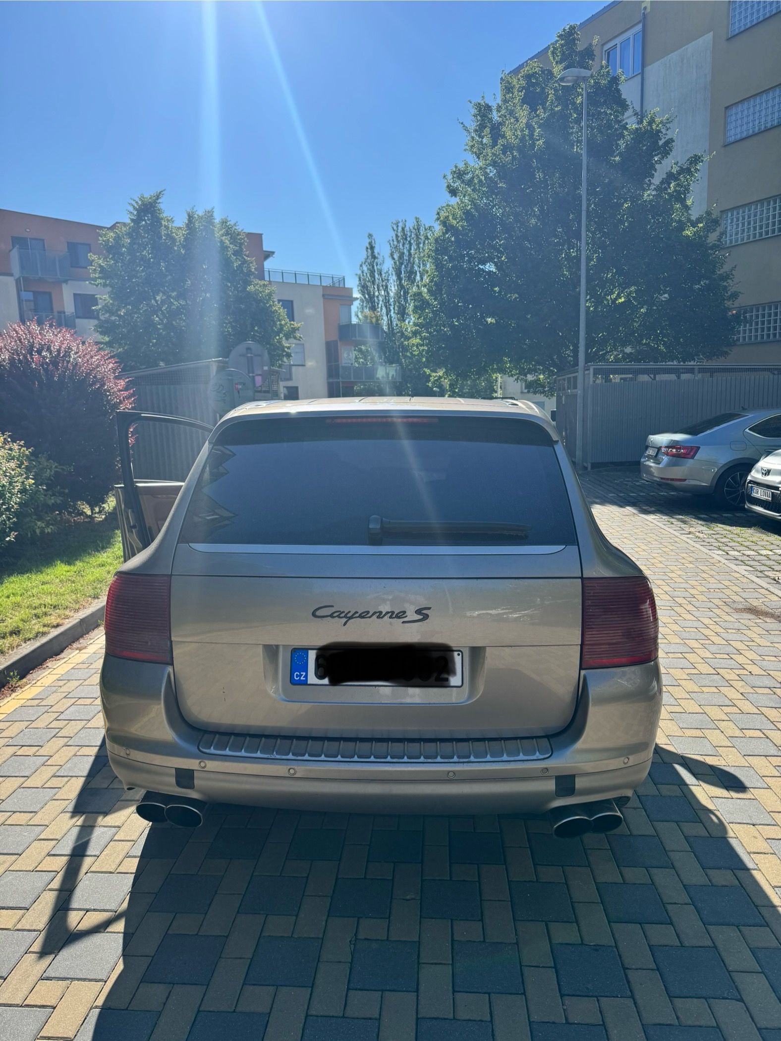 Porsche Cayenne, Porsche Cayenne S 4.5 V8 - fotka 2