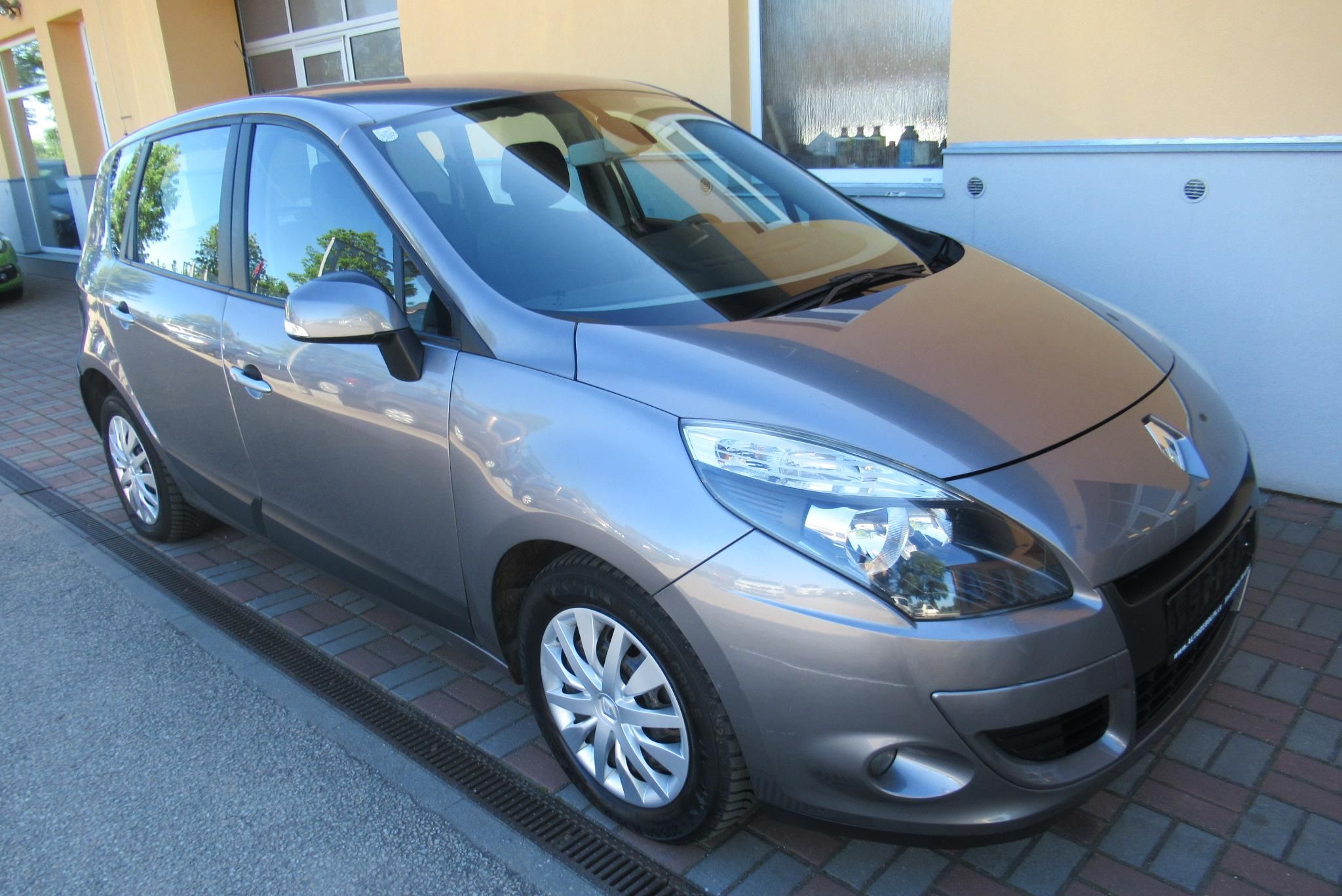 Renault Scénic, 1.5 DCi AUT. KLIMA TAŽNÉ