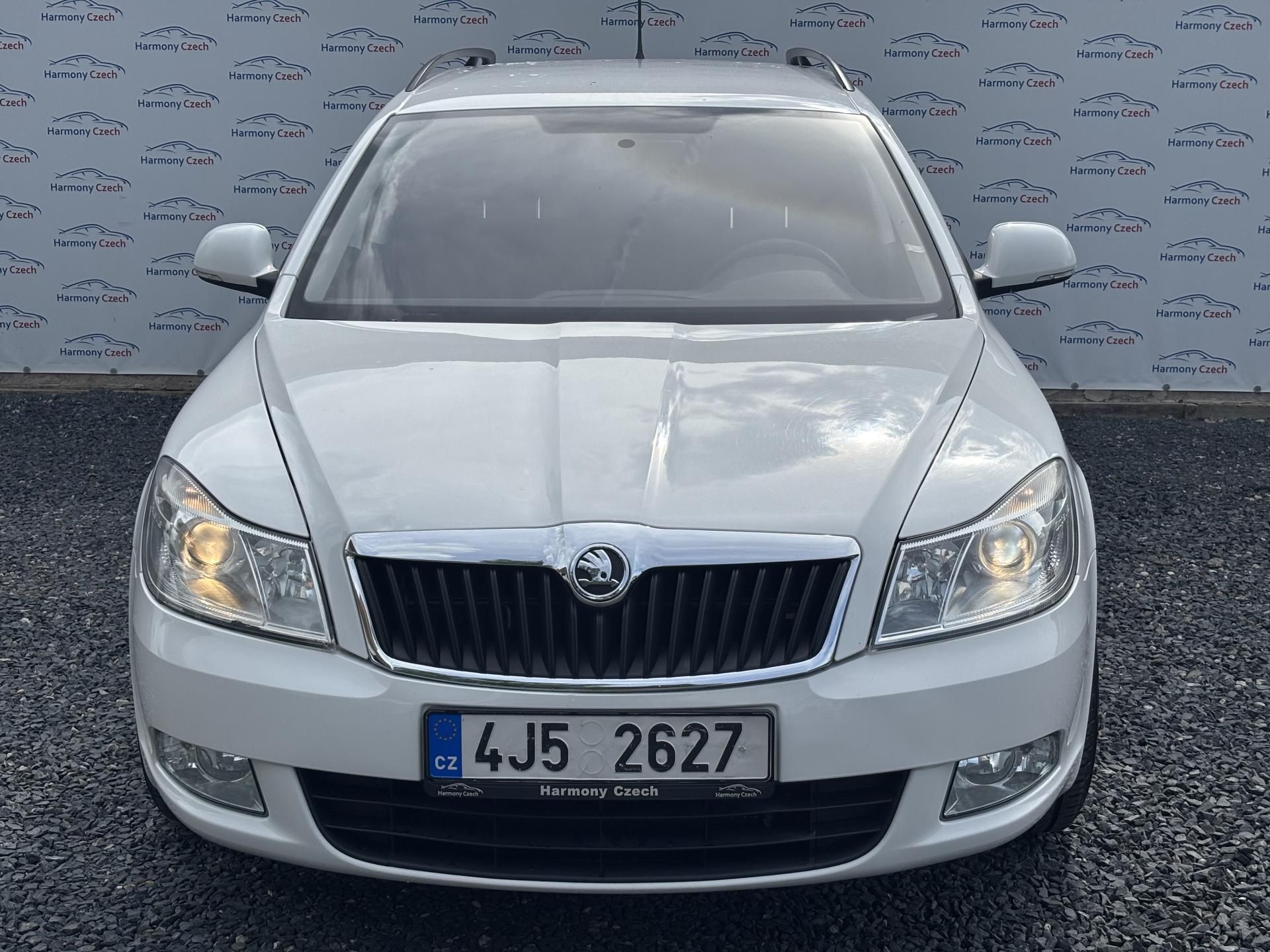 Škoda Octavia, 1.6 TDI, 77kW, ČR - fotka 2