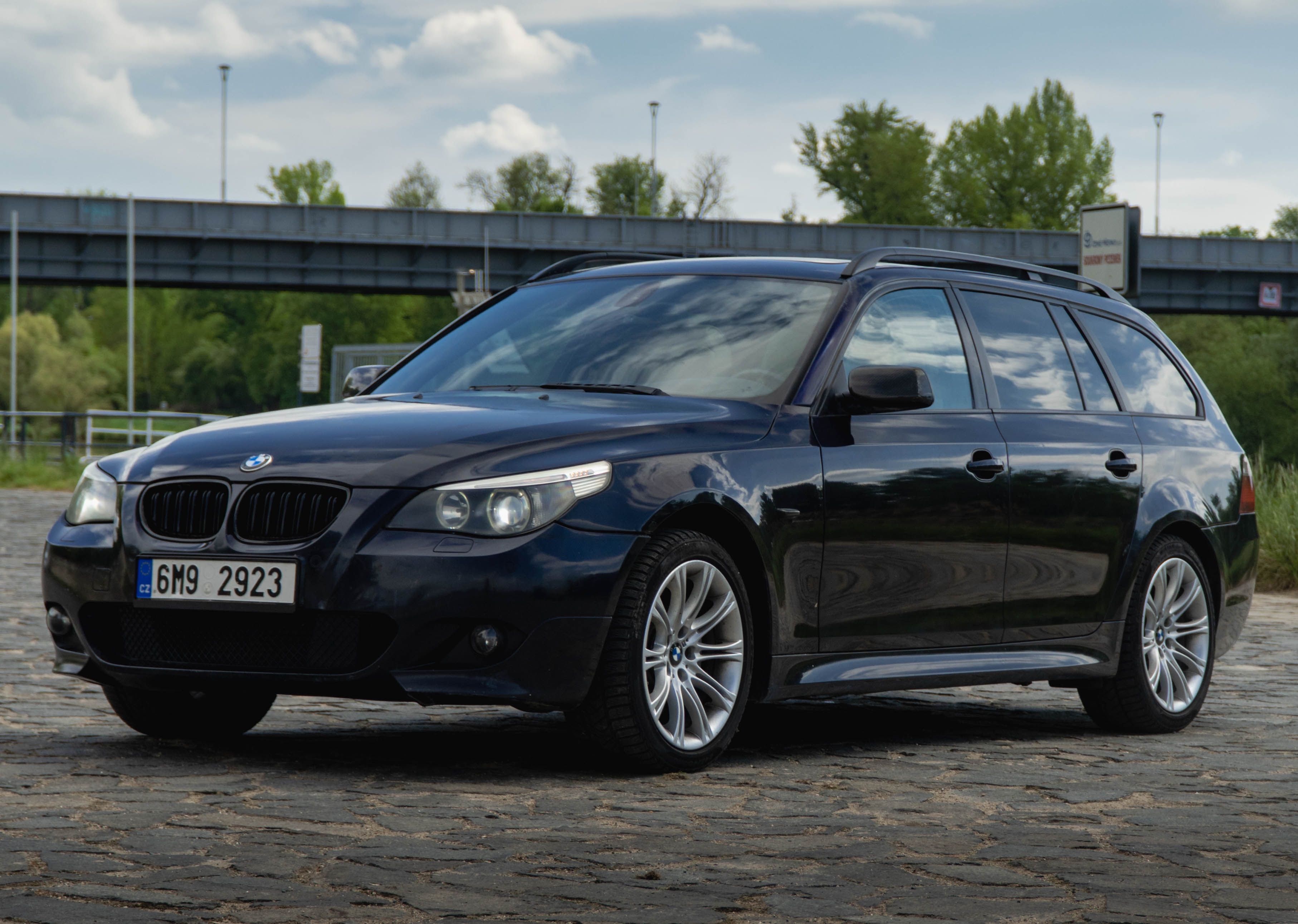 BMW Řada 5, Bmw e61 535d - fotka 4