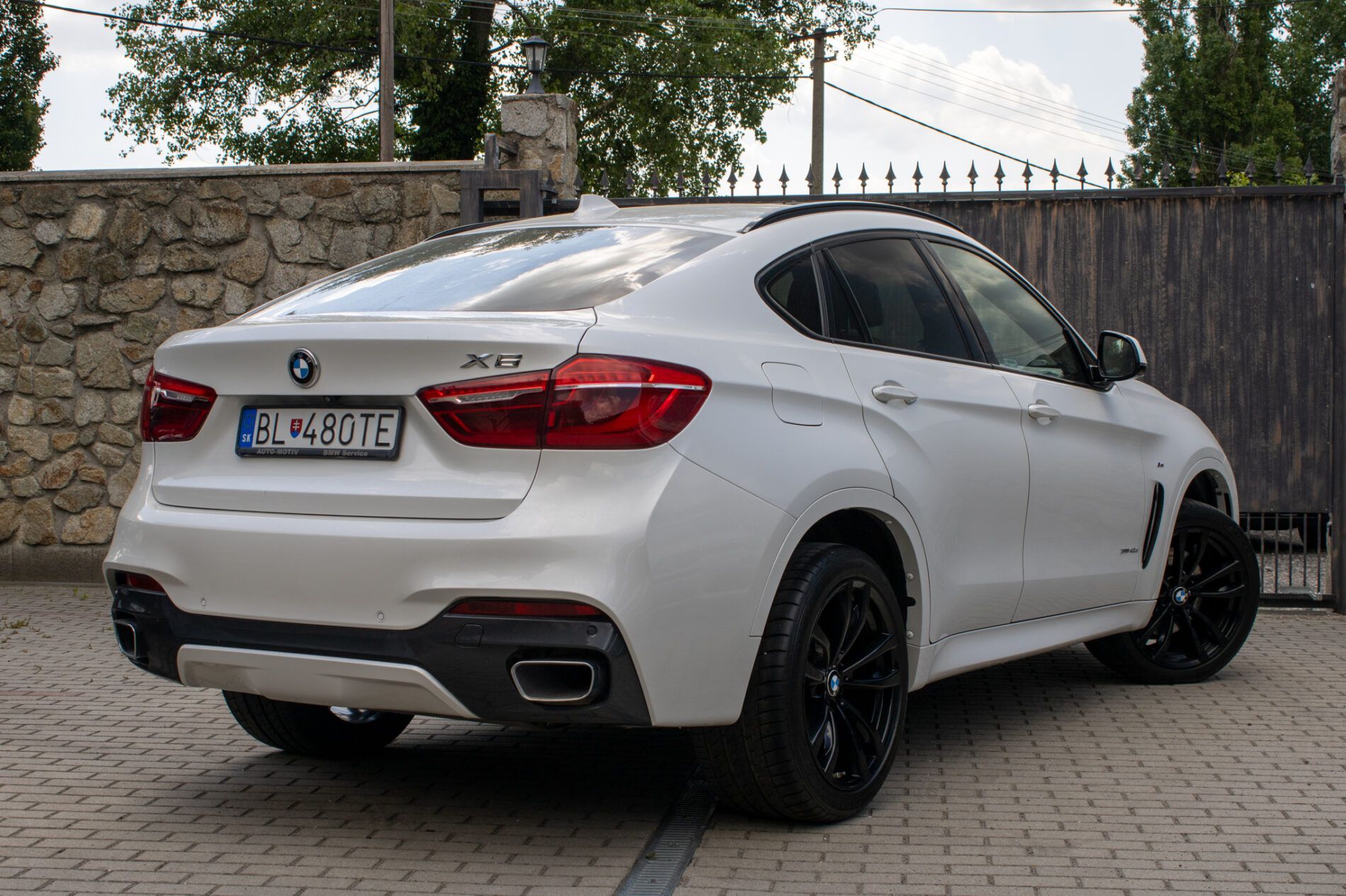 BMW X6 - fotka 5