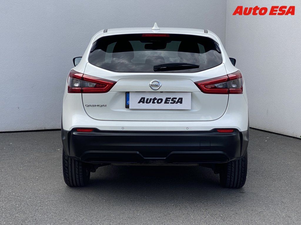 Nissan Qashqai, 1.2,ČR - fotka 5