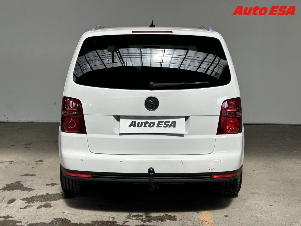 Volkswagen Touran, 1.4 TSi,Highline - fotka 5