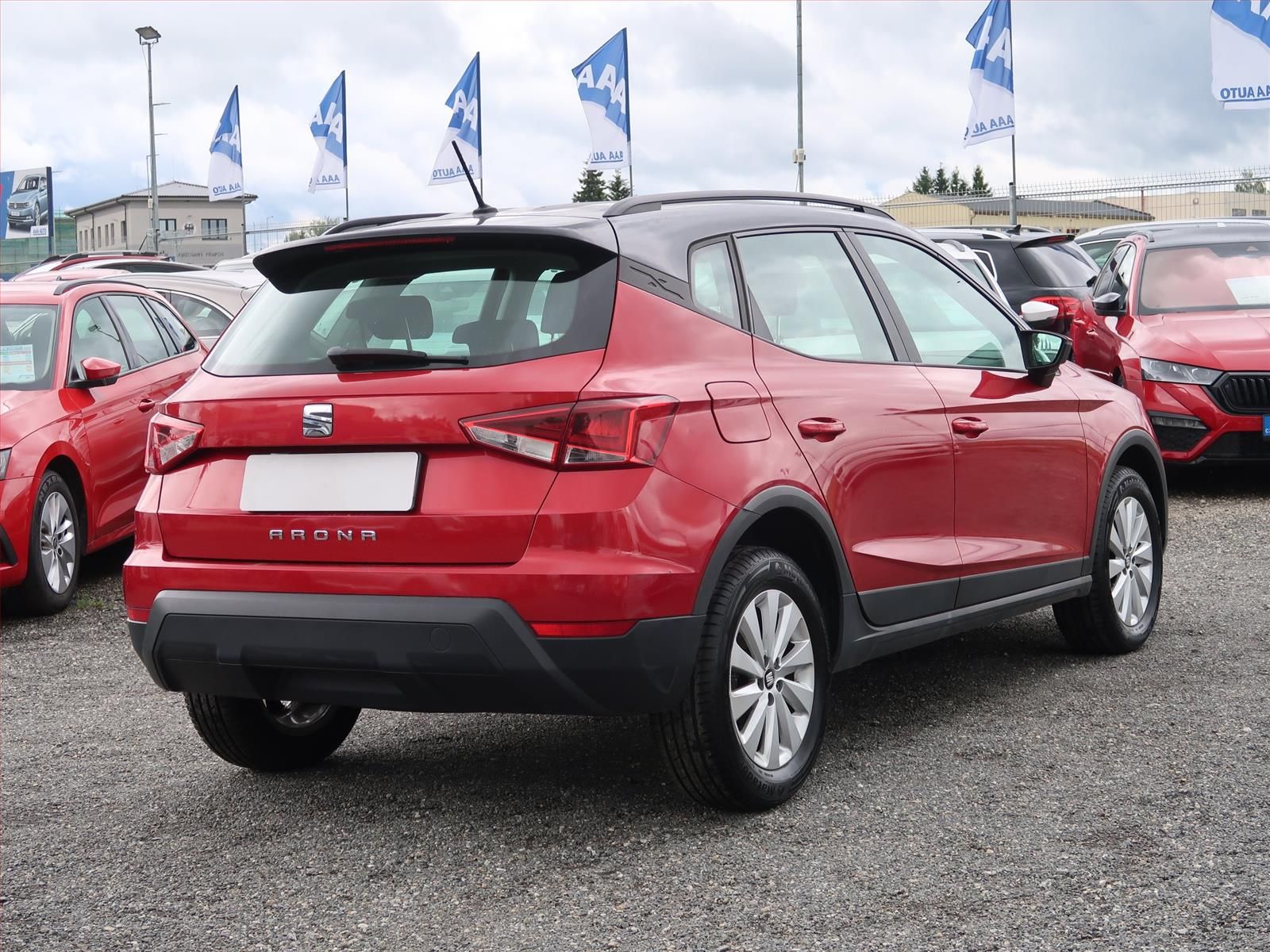 Seat Arona, 1.6 TDI, Automatická klima - fotka 5