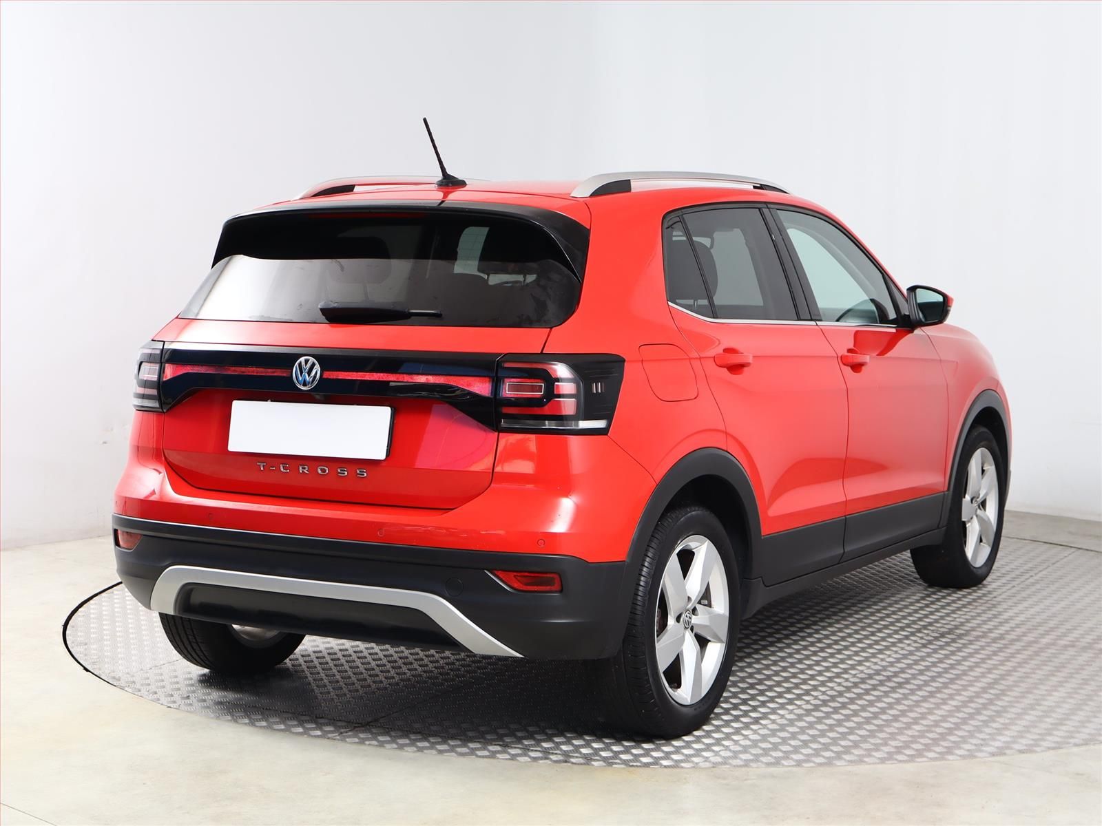 Volkswagen T-Cross, 1.0 TSI, Automat, ČR,1.maj - fotka 5