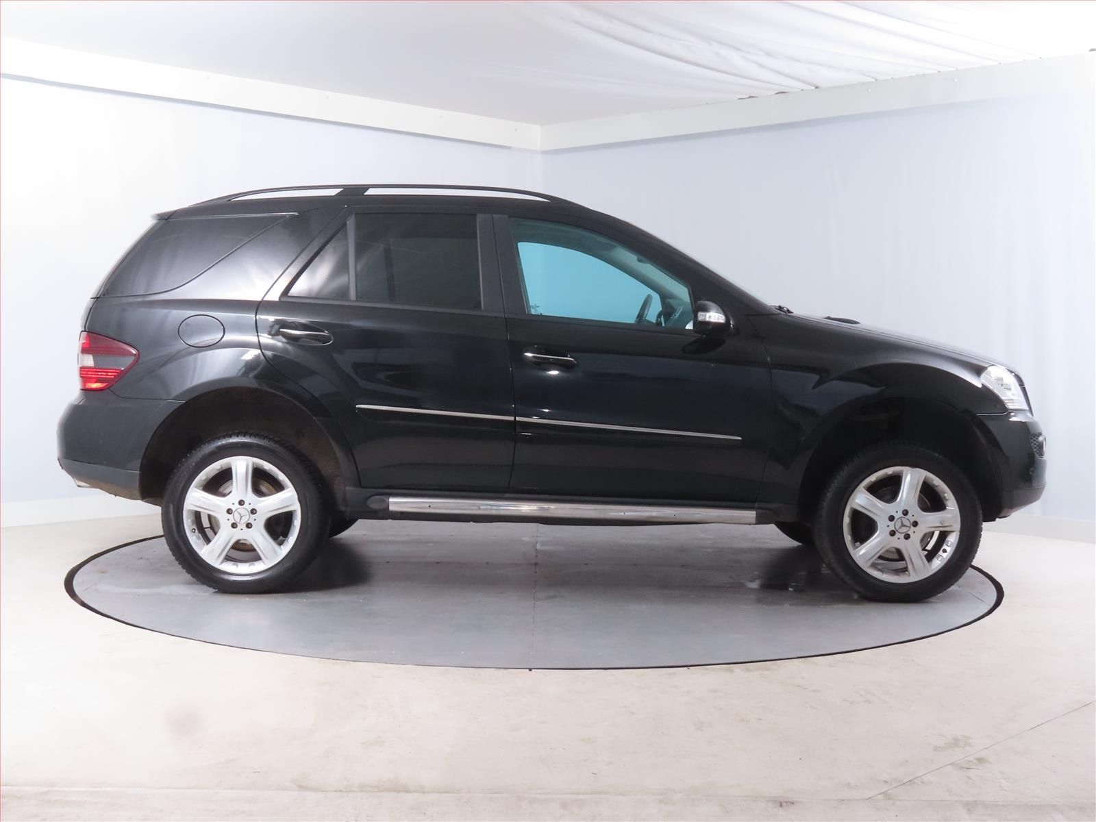 Mercedes-Benz Třídy M, ML 320 CDI , 4X4, Automat - fotka 6