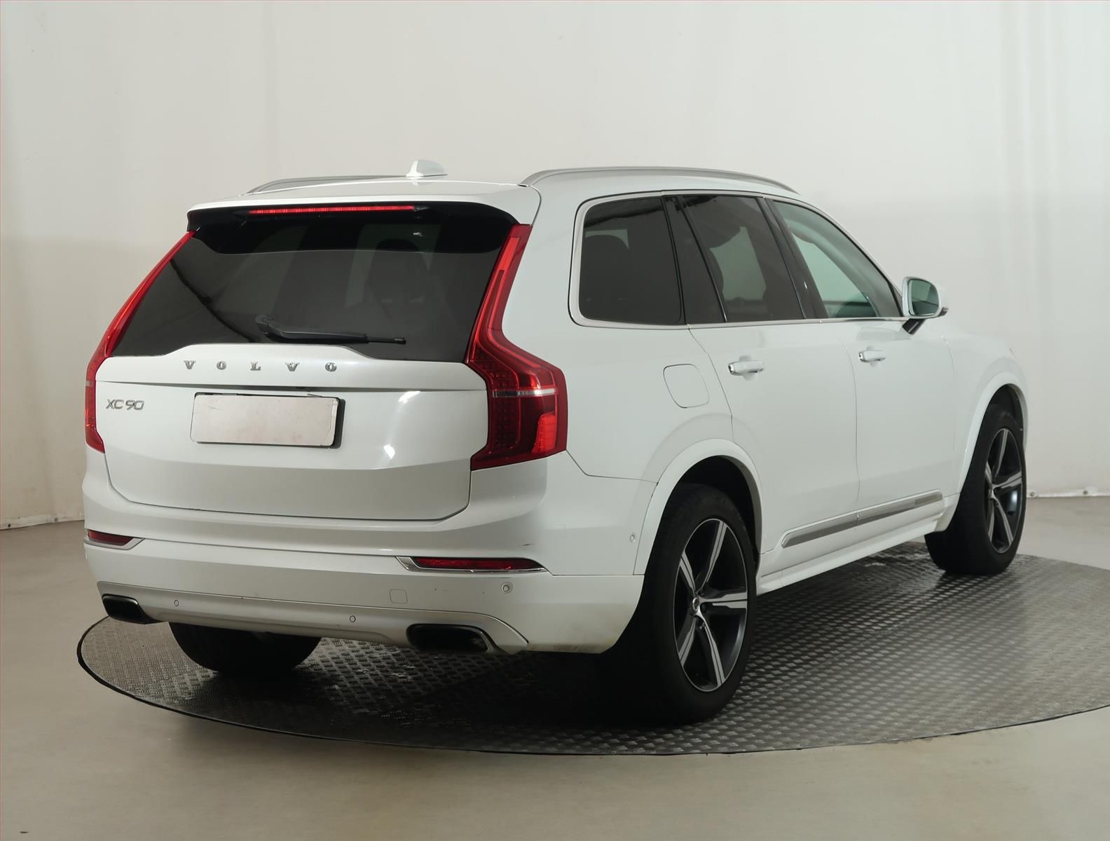 Volvo XC90, D5 AWD, 4X4, Automat - fotka 5