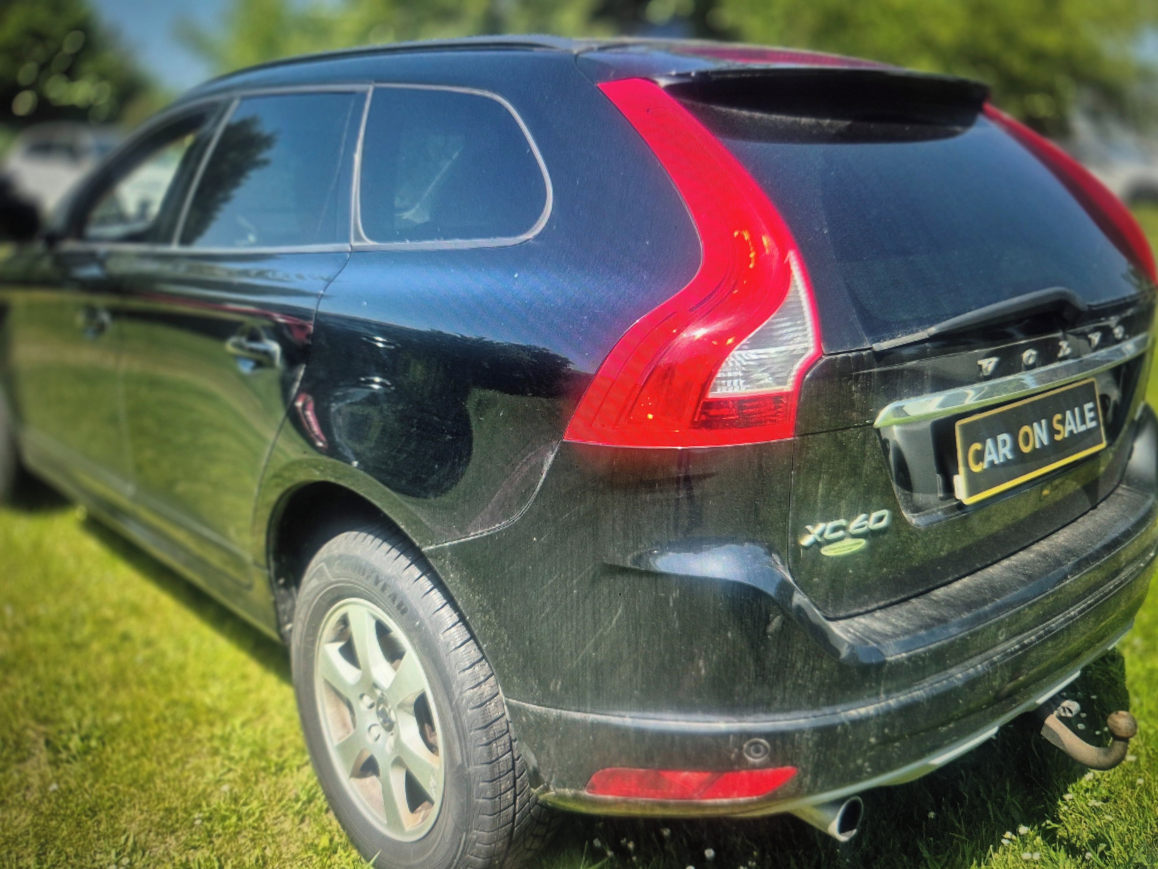 Volvo XC60, 1 maj.plný servis ZÁRUKA 1 ROK - fotka 4